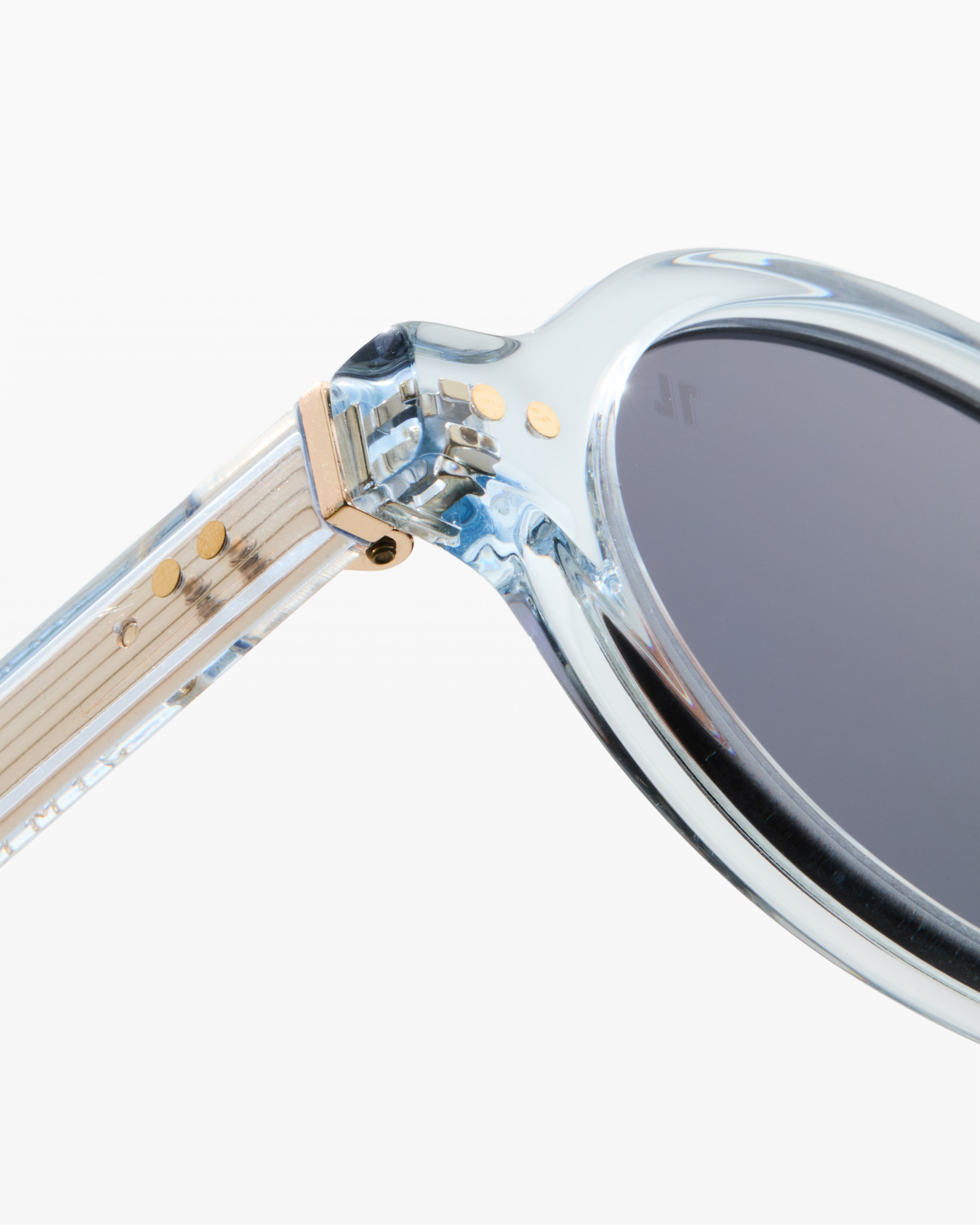 jimmy-fairly-la-elvie-lunettes-de-soleil-ovales-en-ac-tate-transparent-bleu-verr image 4