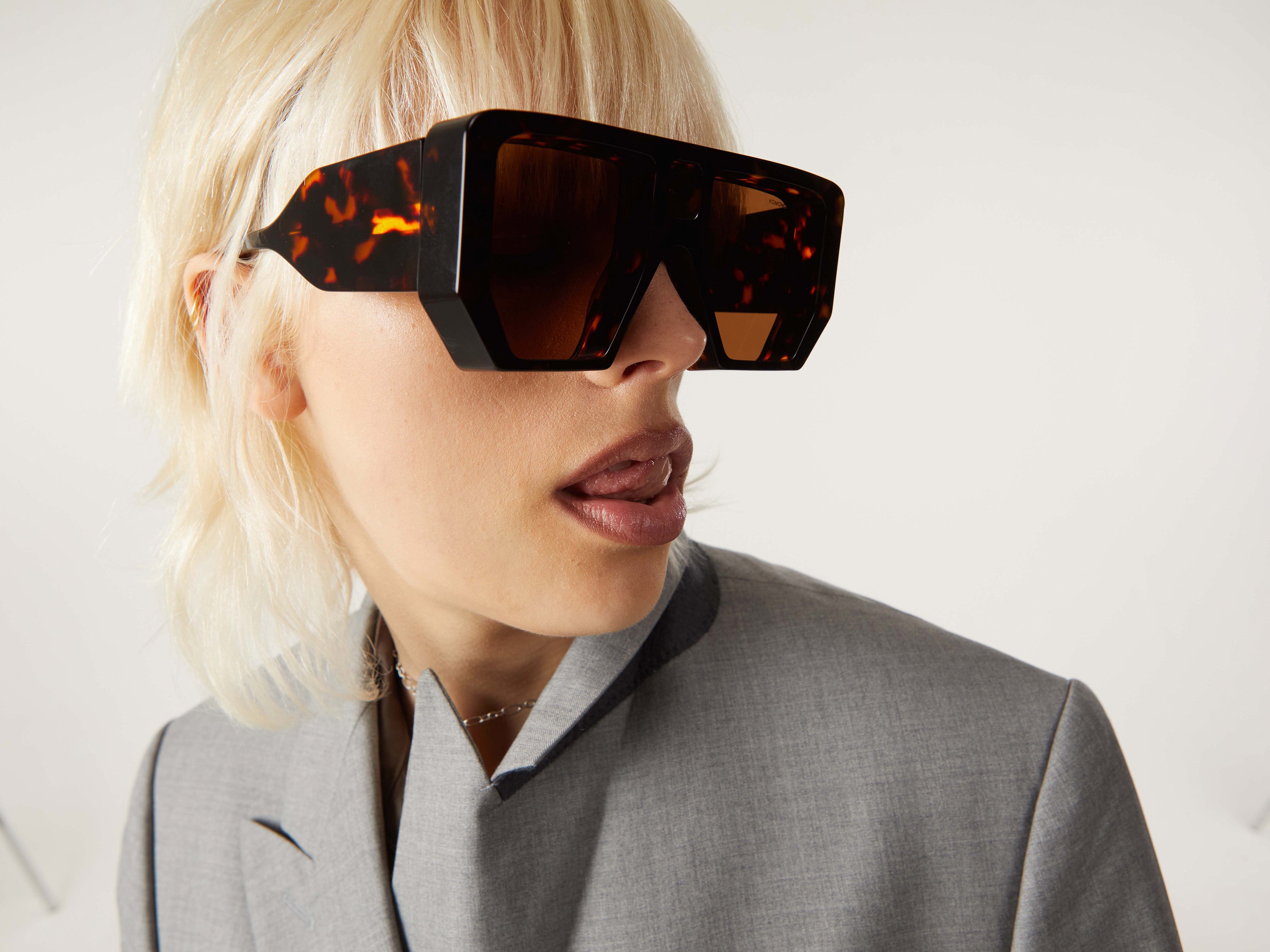 komono-x-igor-dieryck-tortoise-lunettes-extra-large image 5