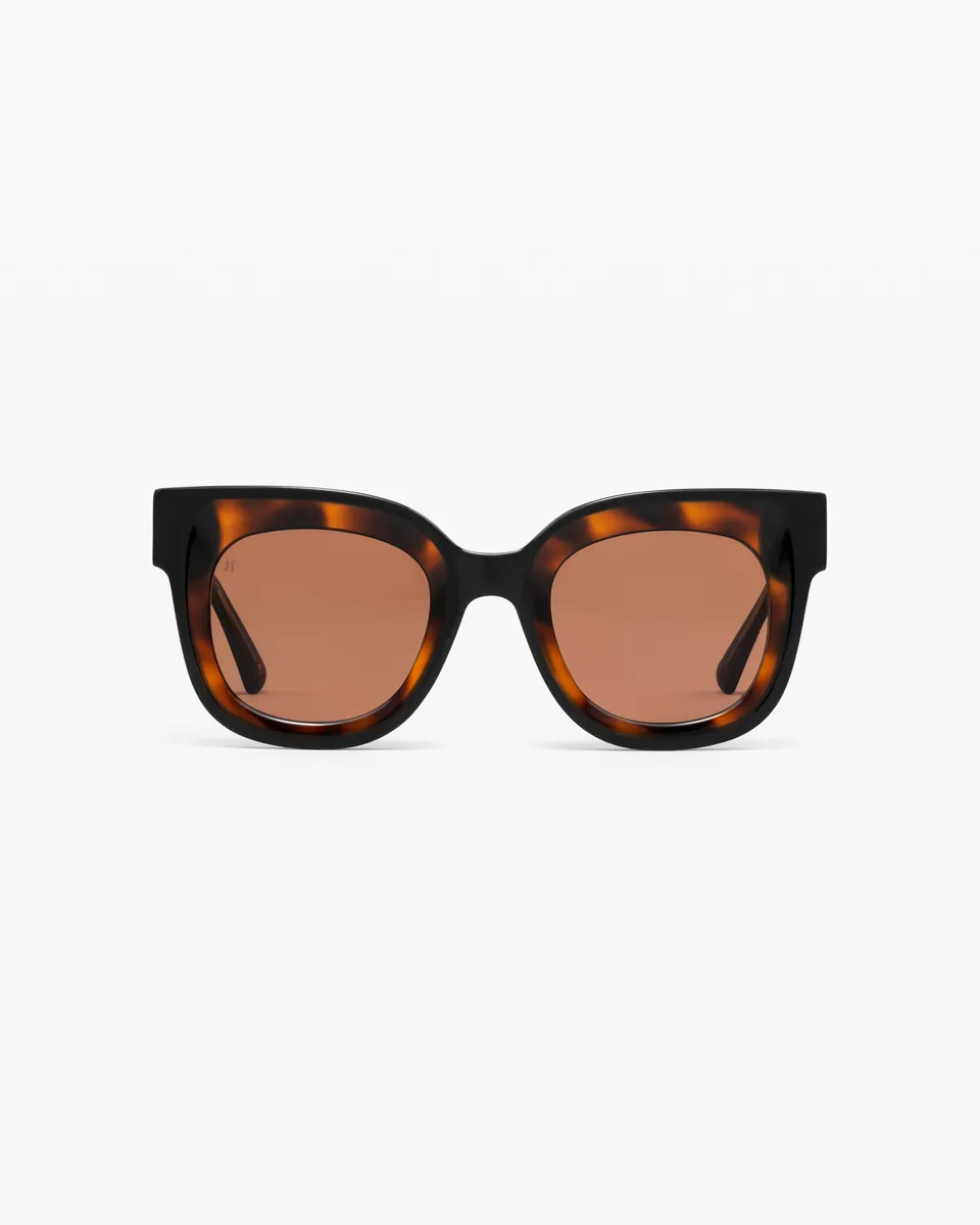 jimmy-fairly-la-maya-lunettes-de-soleil-papillon-oversize-femme image 1