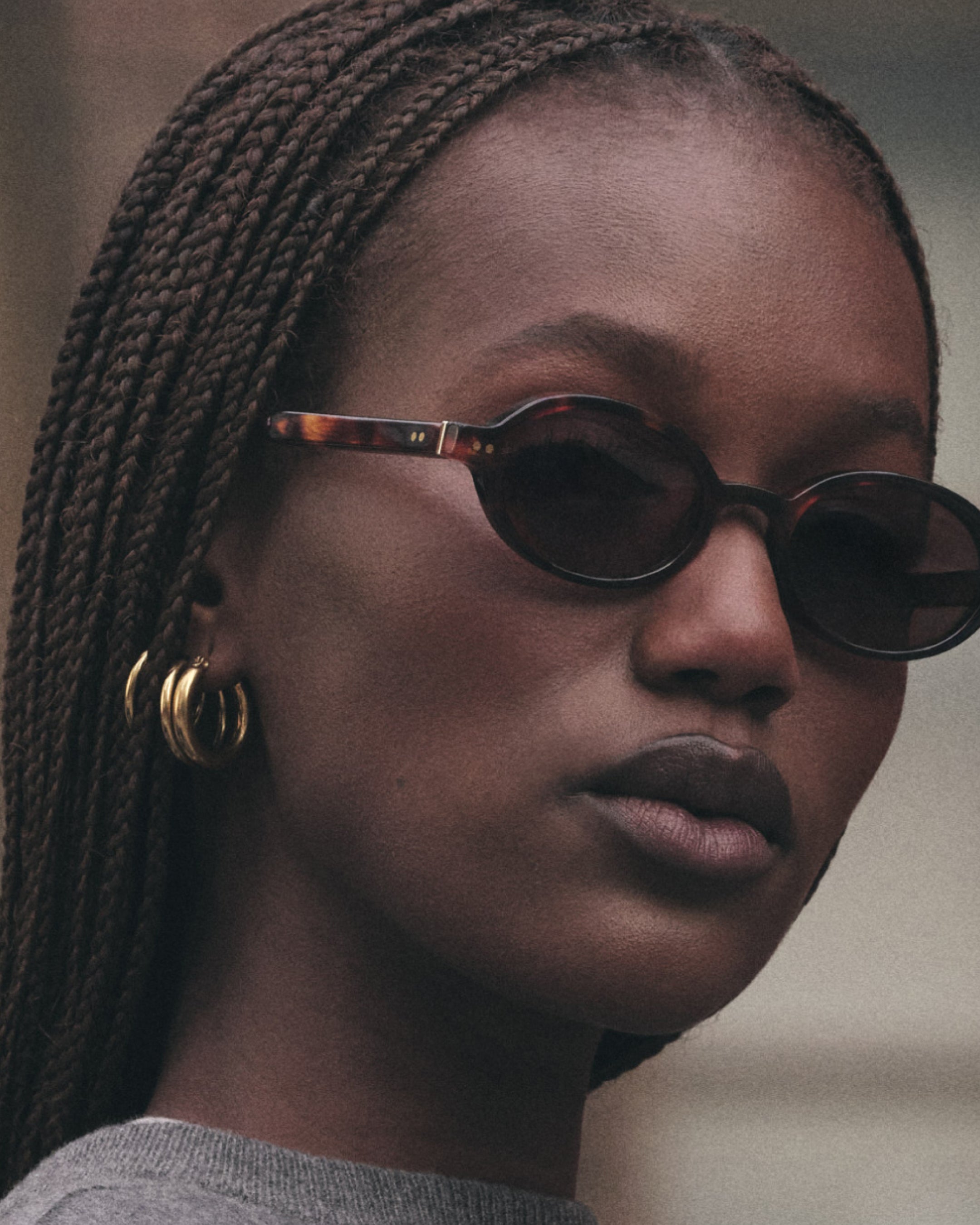 jimmy-fairly-la-elvie-lunettes-ovales-caille-fonc-e-style-90s image 7