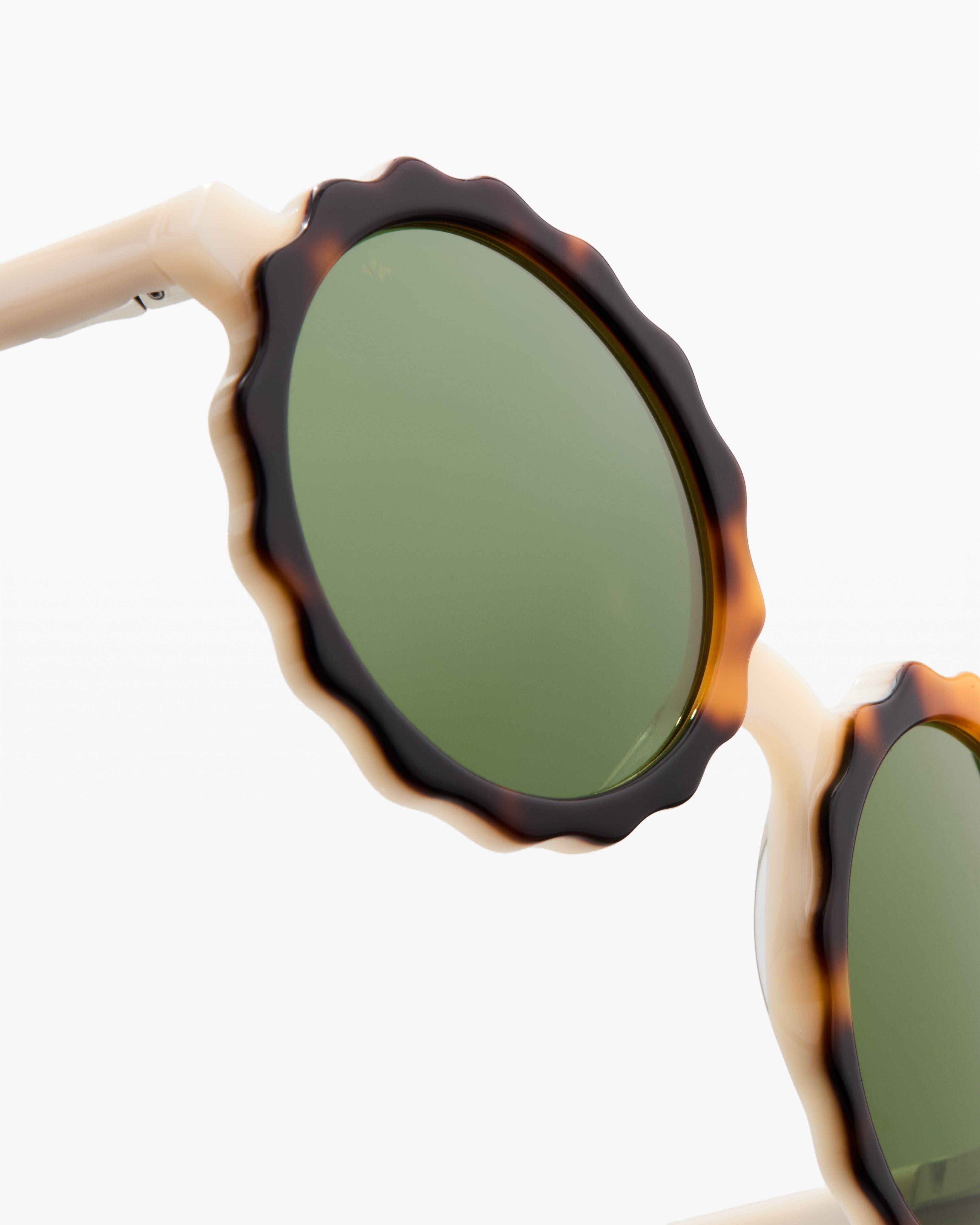 jimmy-fairly-la-mini-lily-lunettes-de-soleil-enfant-fleur-en-ac-tate-caille-cat- image 2
