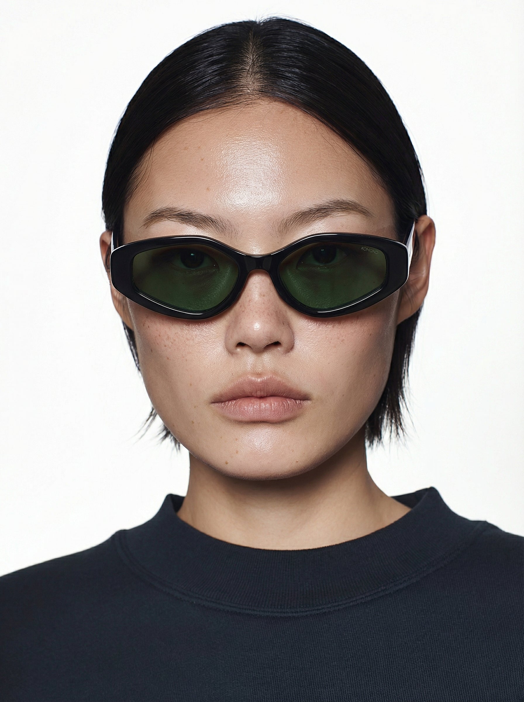 komono-margot-black-lunettes-de-soleil-collection-originals image 4