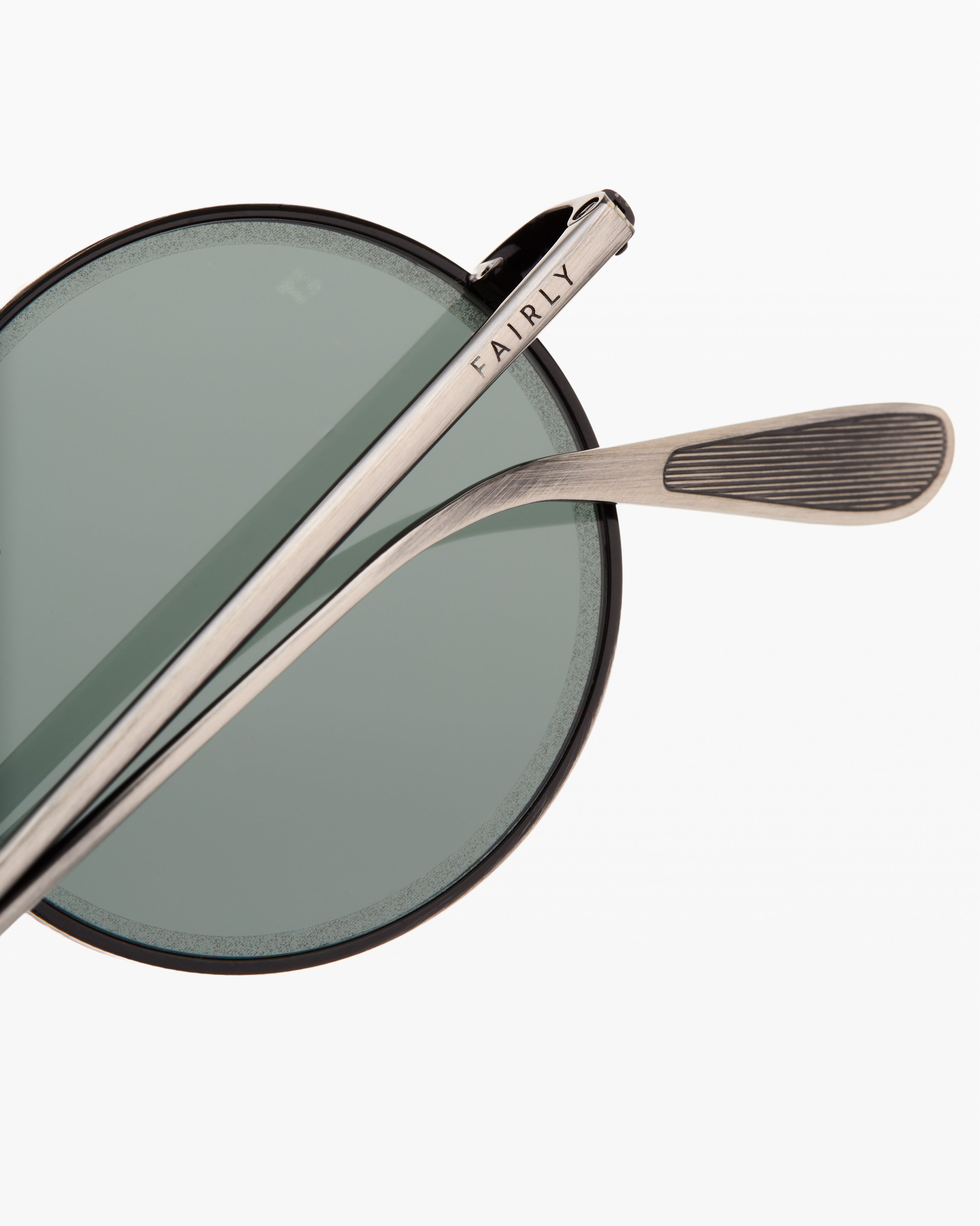 jimmy-fairly-la-malo-lunettes-de-soleil-rondes-en-titane-argent-homme image 4