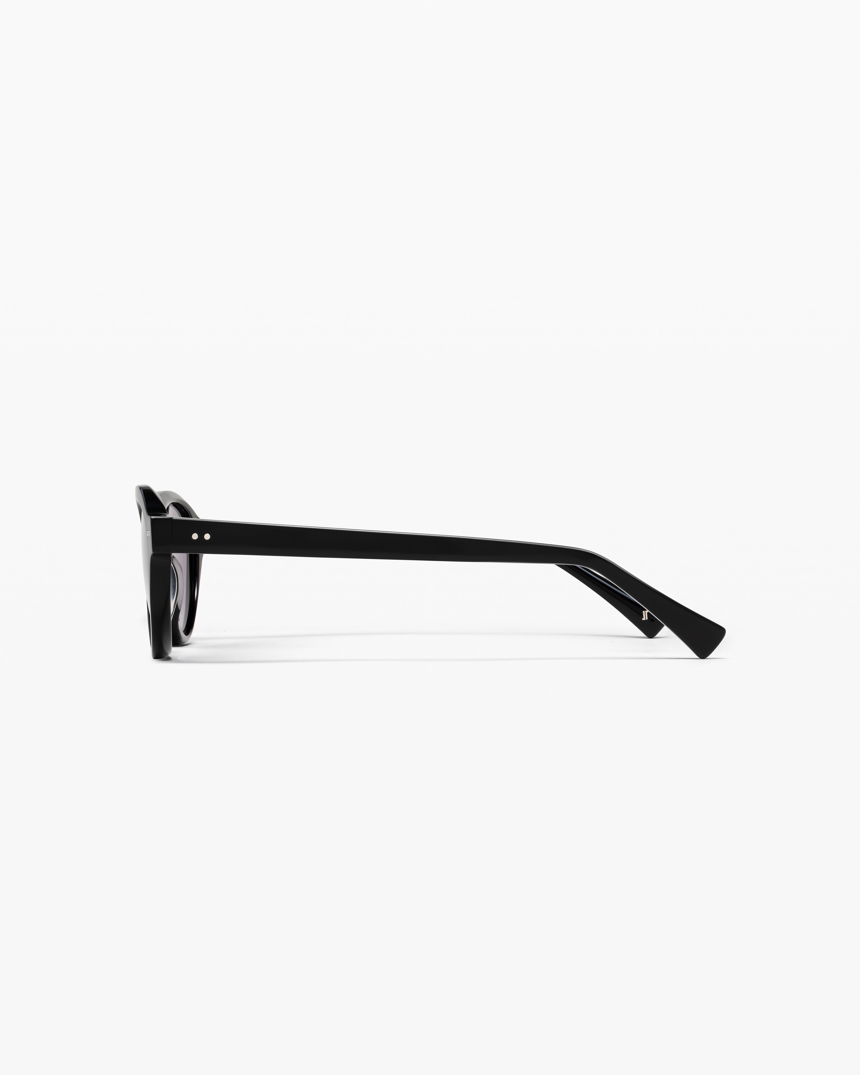 jimmy-fairly-la-soha-lunettes-de-soleil-femme-aviateur-noires-signature-argent-e image 2