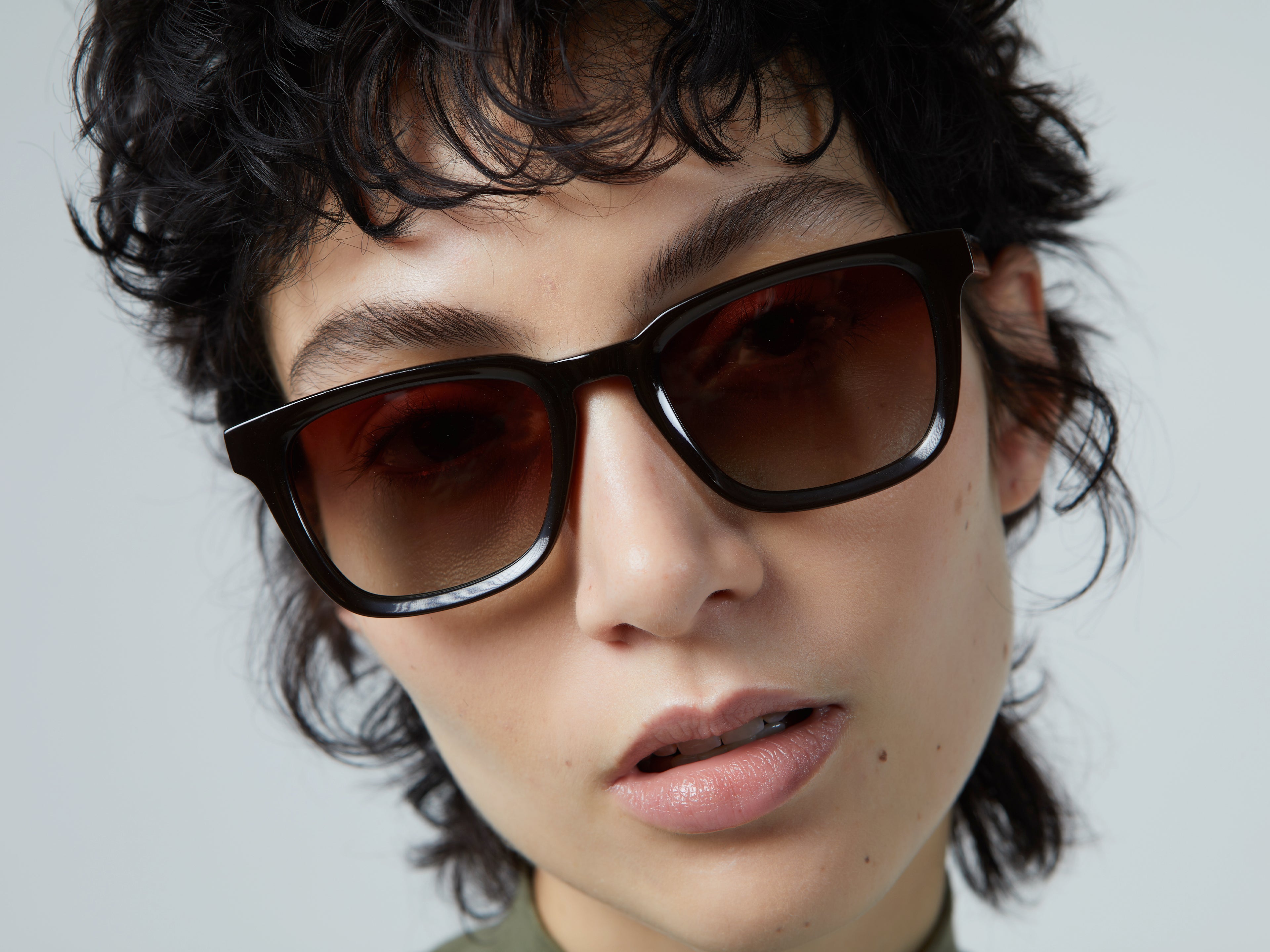 komono-parker-black-bronze-lunettes-de-vue-en-ac-tate-cologique image 3