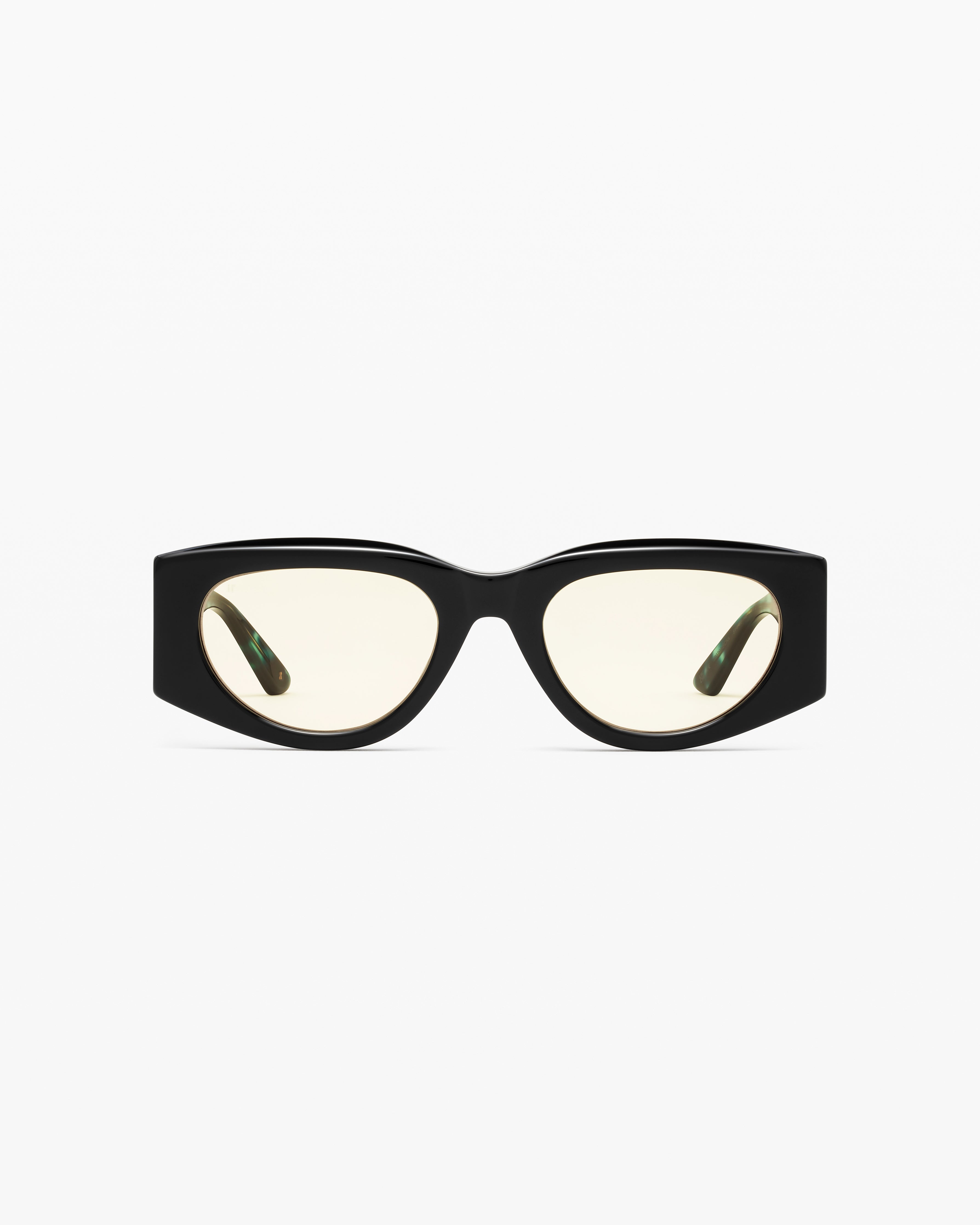jimmy-fairly-studio-07-lunettes-de-soleil-papillon-femme-ac-tate-noir-taille-med image 1