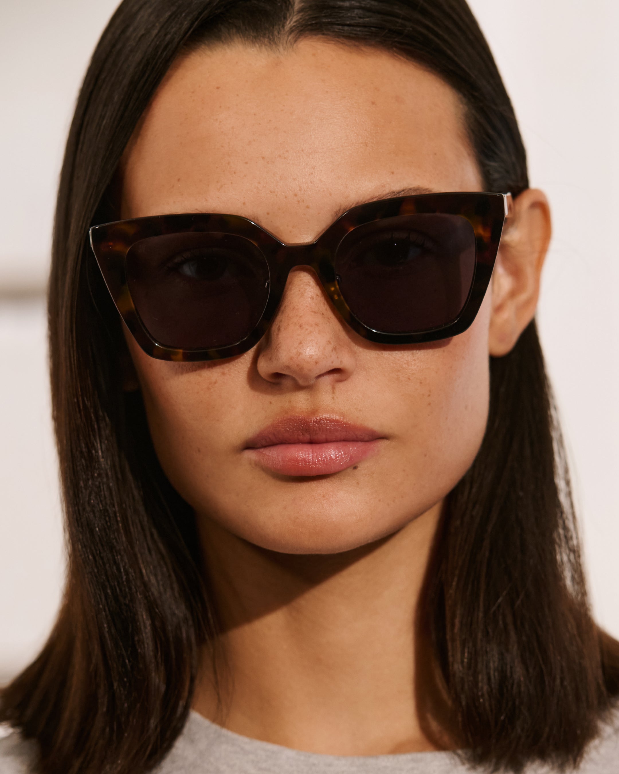 jimmy-fairly-la-wind-lunettes-de-soleil-papillon-caille-femme image 2