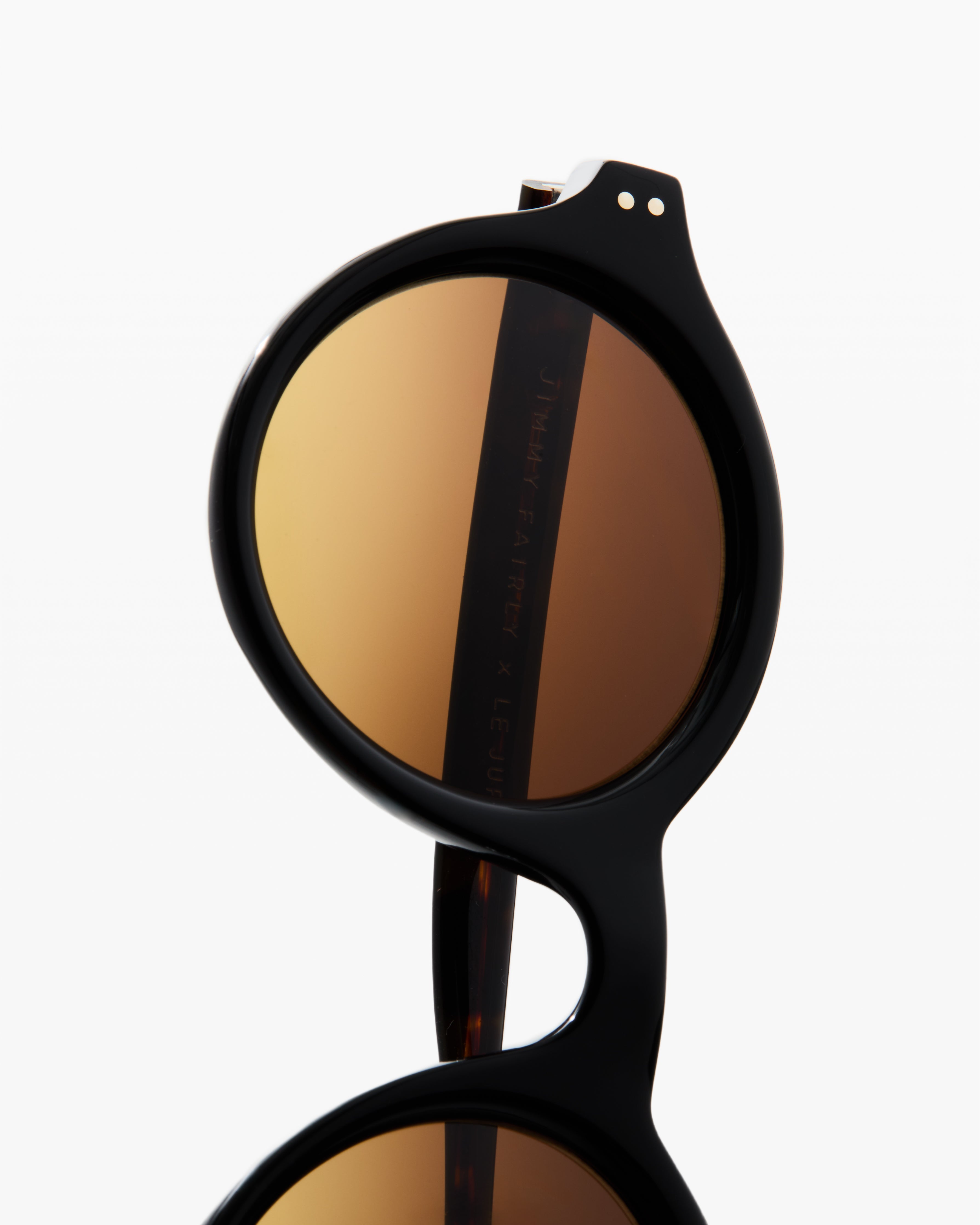 jimmy-fairly-la-raf-lunettes-de-soleil-rondes-noires-en-ac-tate-de-cellulose-ver image 3