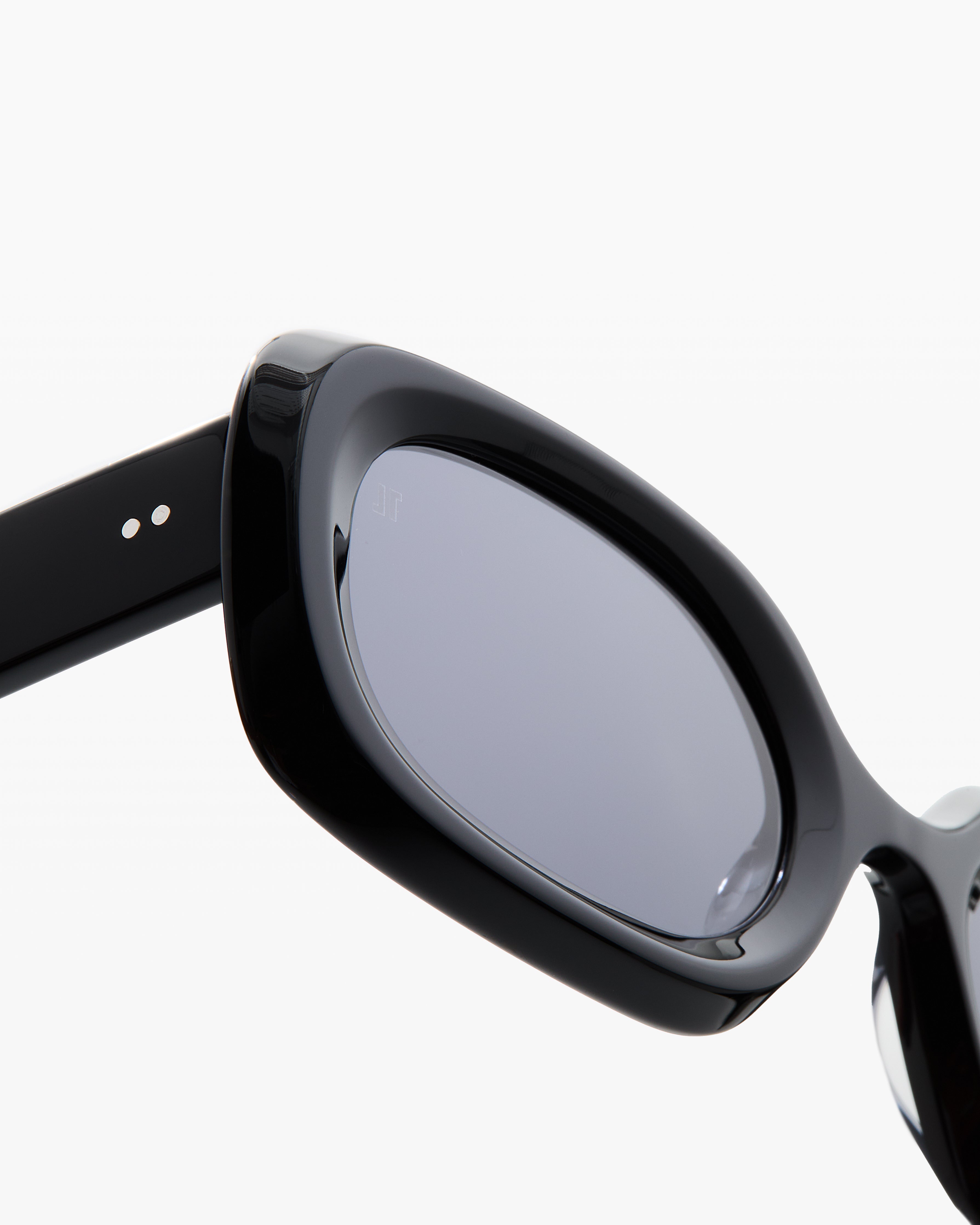 jimmy-fairly-la-abyss-lunettes-de-soleil-rectangulaires-noires-femme image 2
