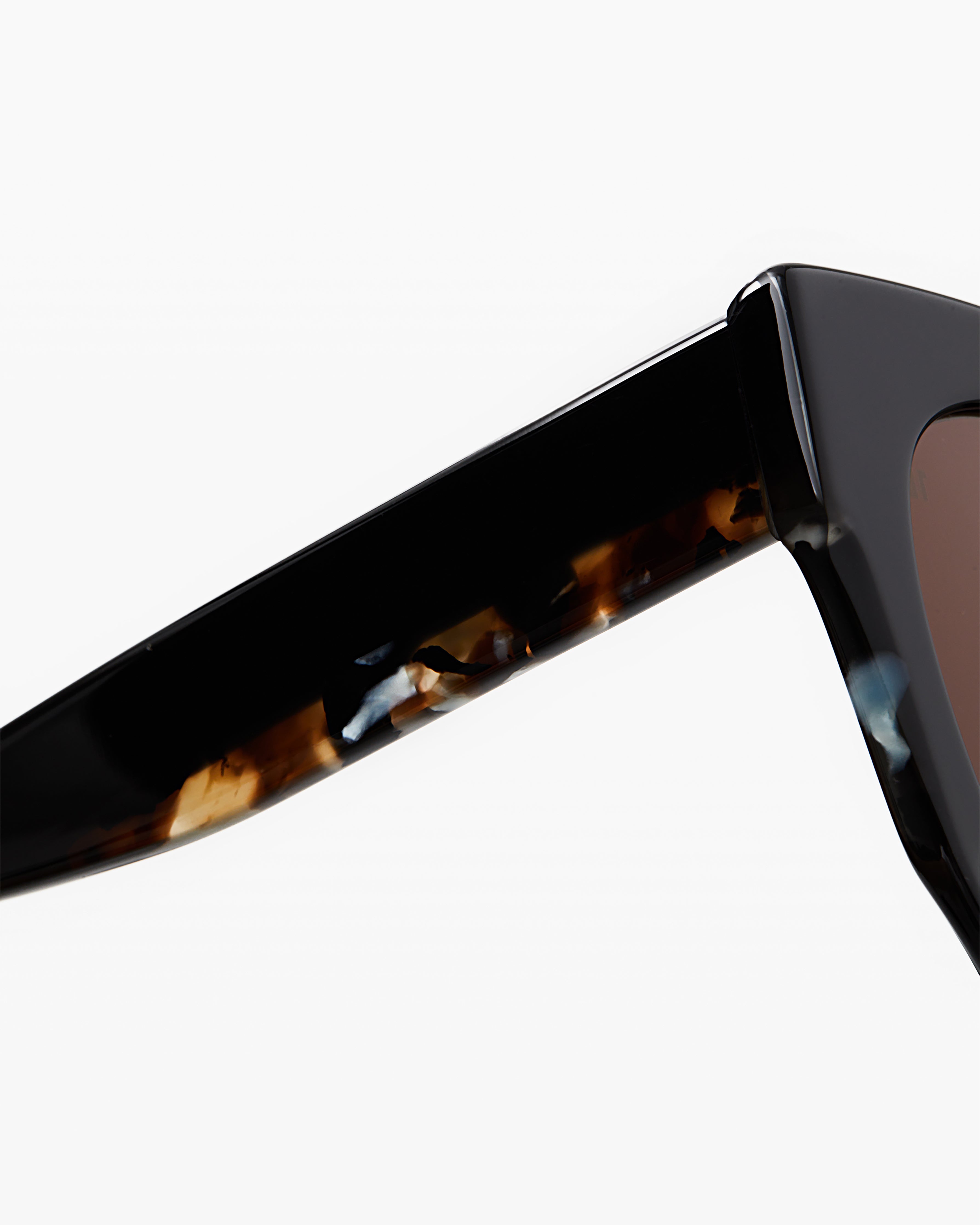 jimmy-fairly-la-swirl-lunettes-de-soleil-papillon-noires-en-ac-tate-pour-femme image 6