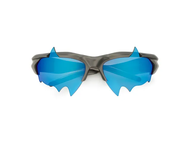 komono-x-rafaa-enak-baeken-silver-lunettes-de-soleil-dition-limit-e image 1