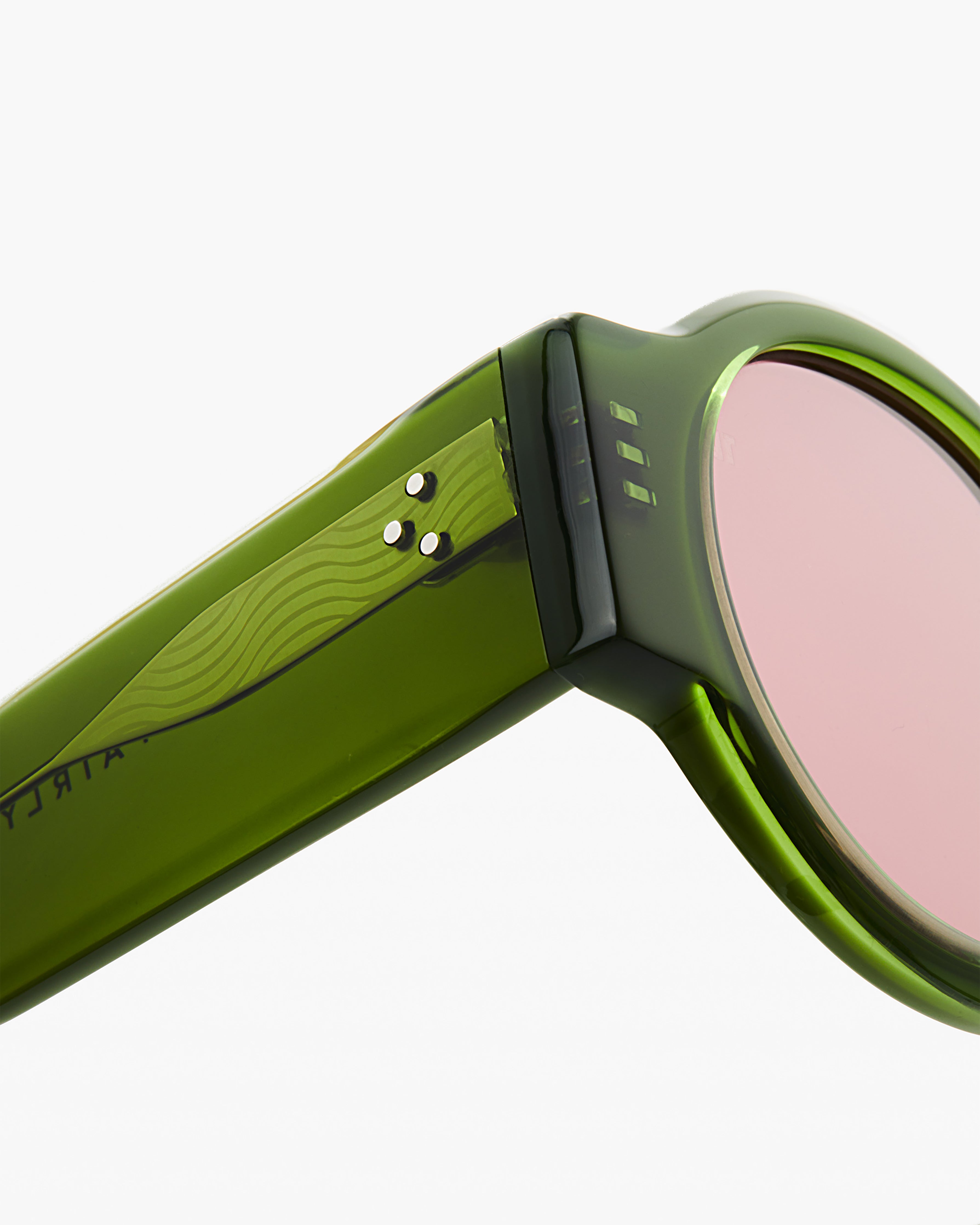 jimmy-fairly-la-nava-lunettes-de-soleil-rondes-vertes-femme-m-durable image 3