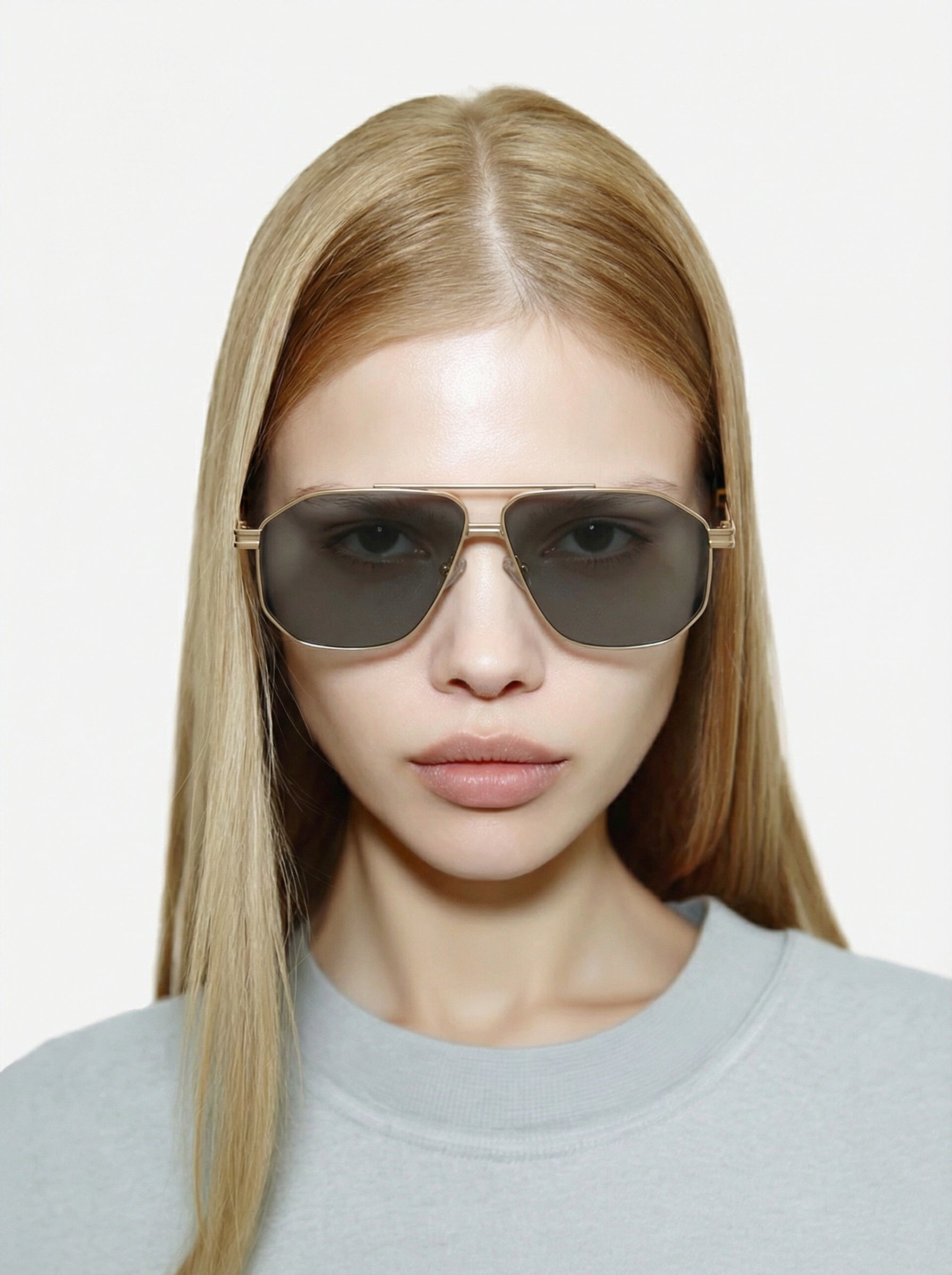 lunettes-de-soleil-komono-ronny-white-gold-giraffe image 3