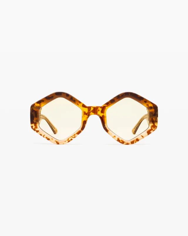 jimmy-fairly-studio-13-lunettes-de-soleil-hexagonales-medium-dark-tortoise-femme image 1