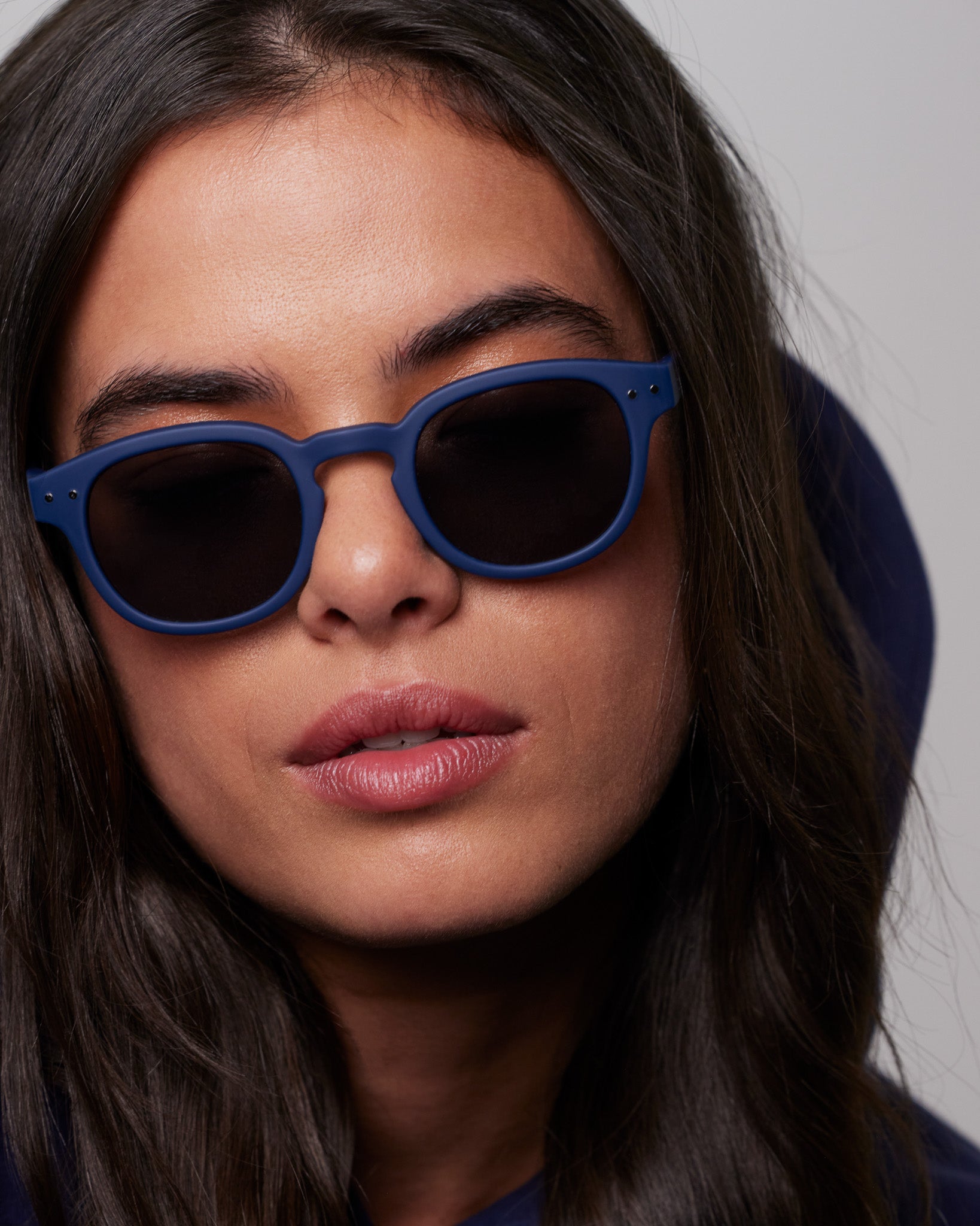 izipizi-sun-c-bleu-marine-lunettes-de-soleil-unisexes image 6