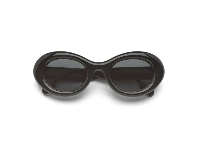 lunettes-de-soleil-komono-molly-black-rondes-extra-large-noires image 1