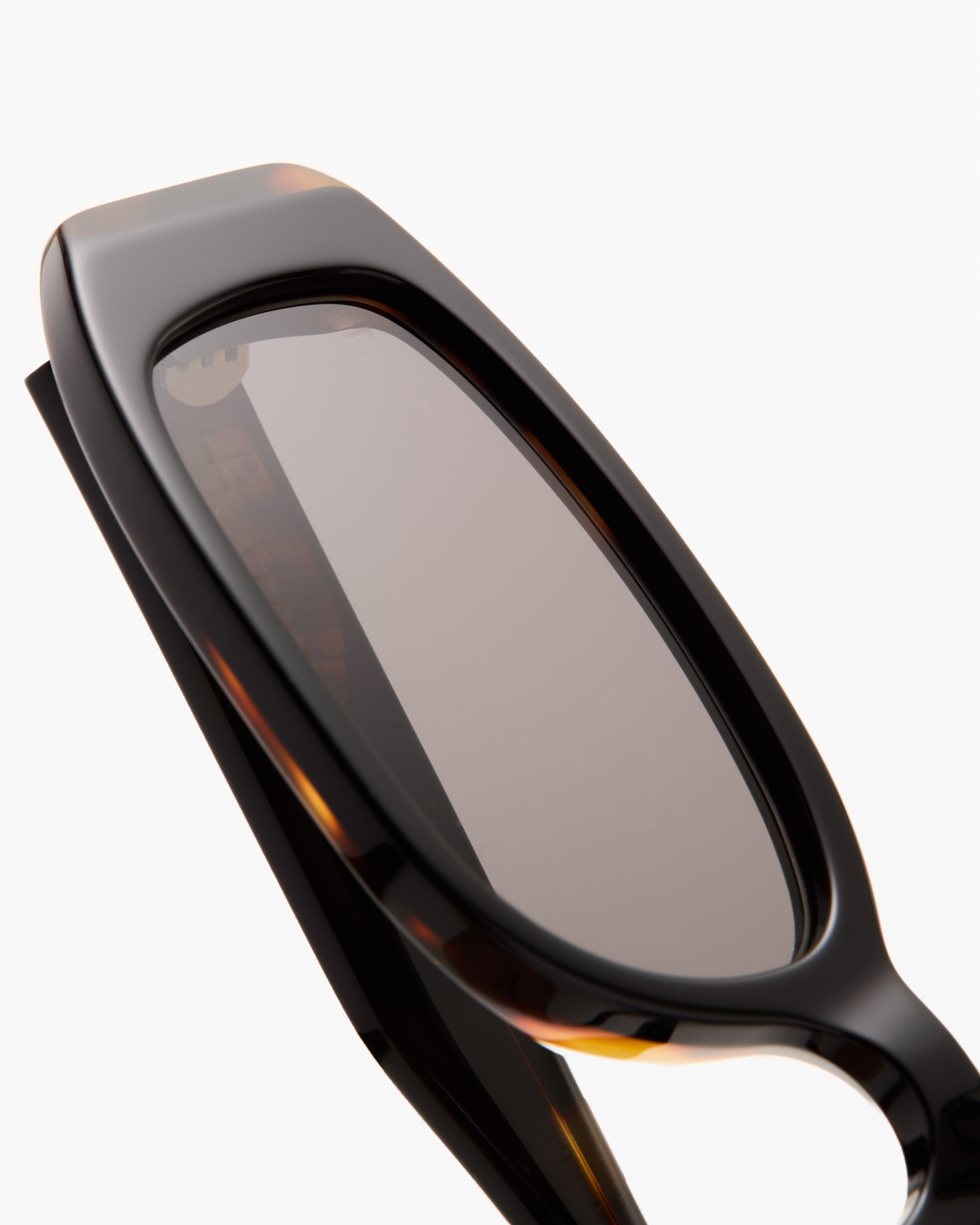 jimmy-fairly-la-indy-lunettes-de-soleil-rectangulaires-noires-femme image 5