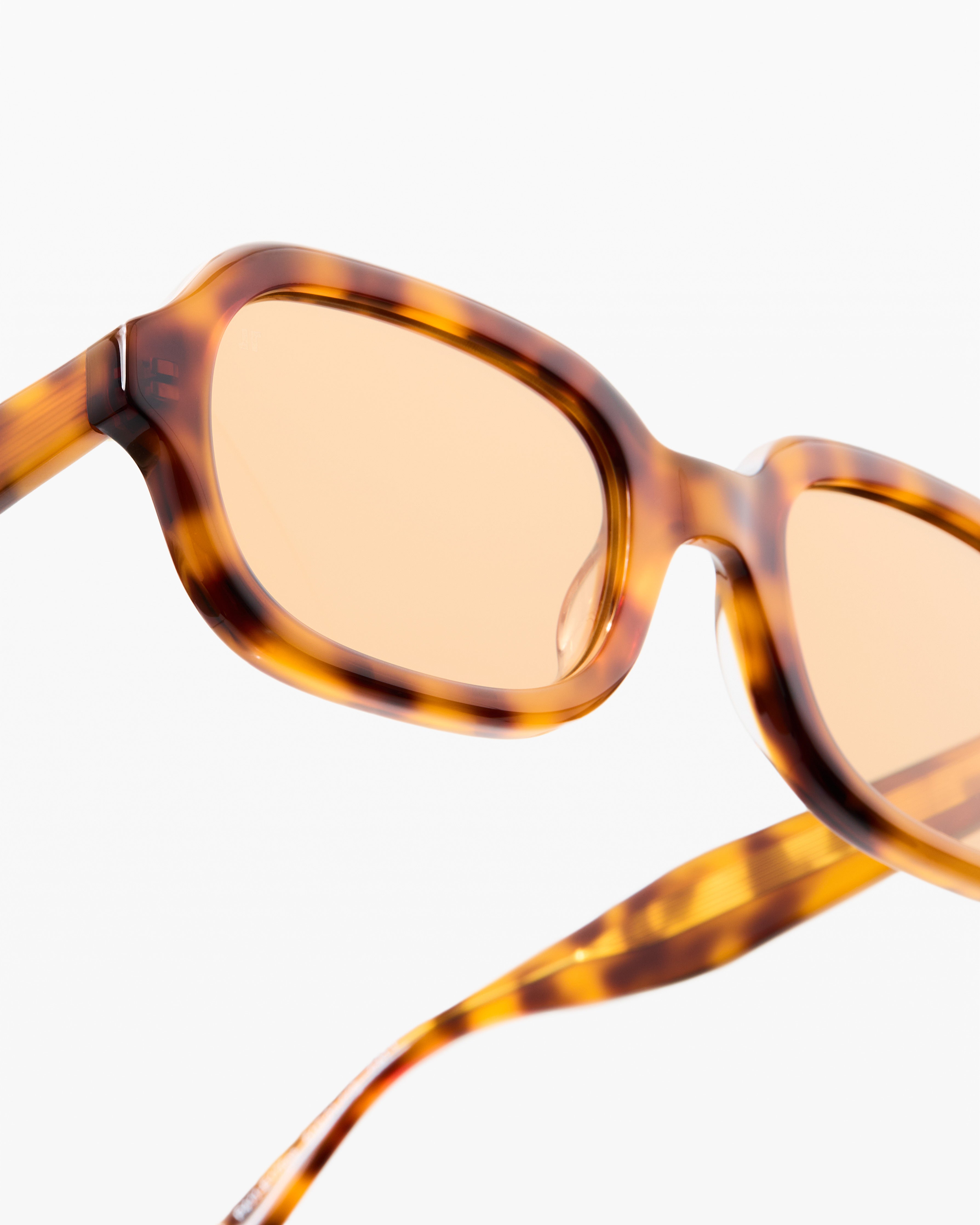 jimmy-fairly-la-freja-lunettes-de-soleil-rectangulaires-caille-femme-cat-gorie-1 image 5