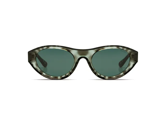 komono-celeste-aquatic-teal-lunettes-de-soleil-ovales-compactes image 1