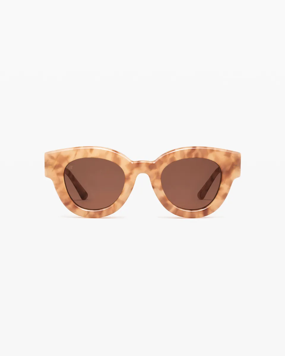jimmy-fairly-la-paoli-lunettes-de-soleil-papillon-femme-cr-me image 1