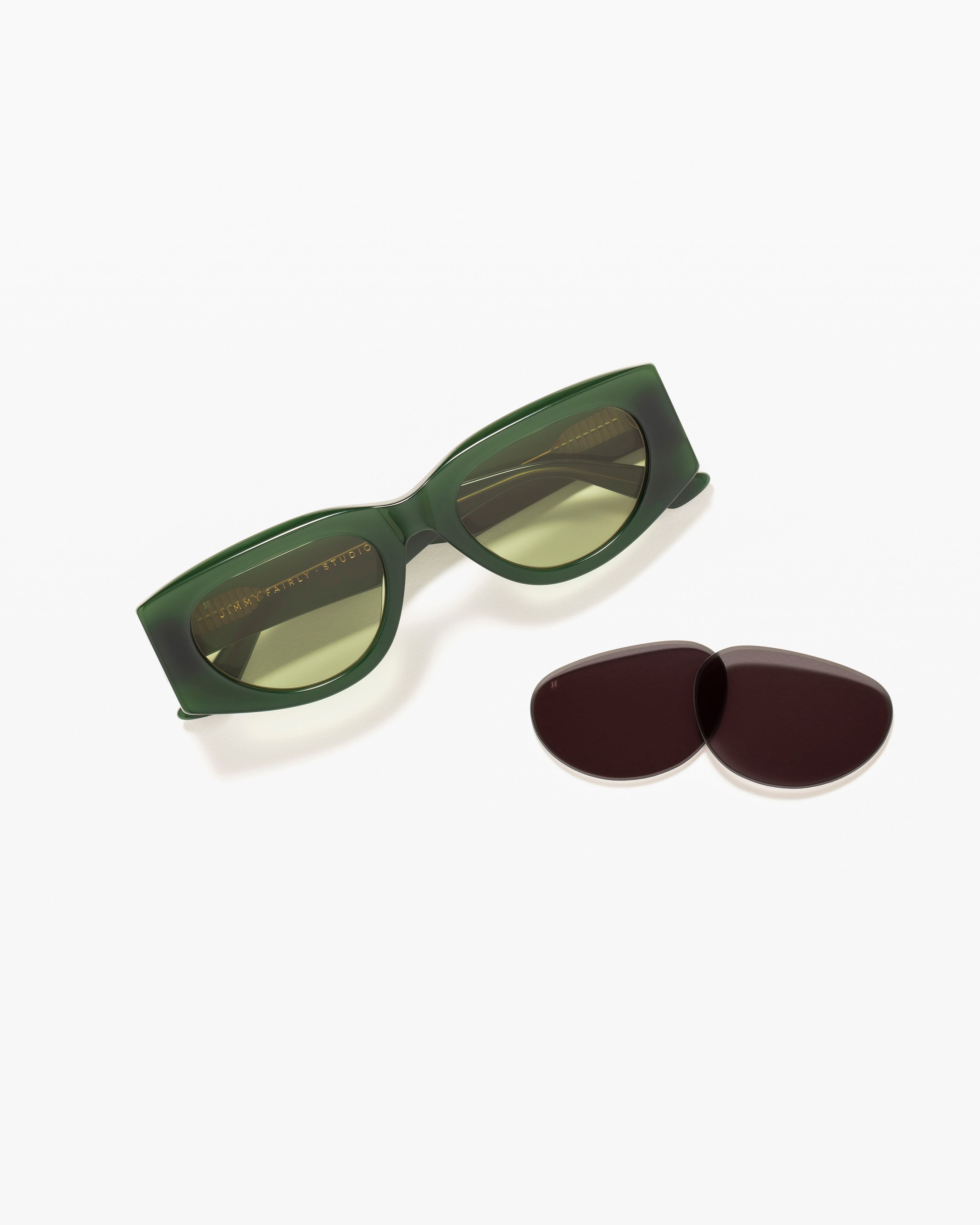 jimmy-fairly-studio-07-lunettes-de-soleil-ovales-papillon-en-ac-tate-pour-femme- image 2