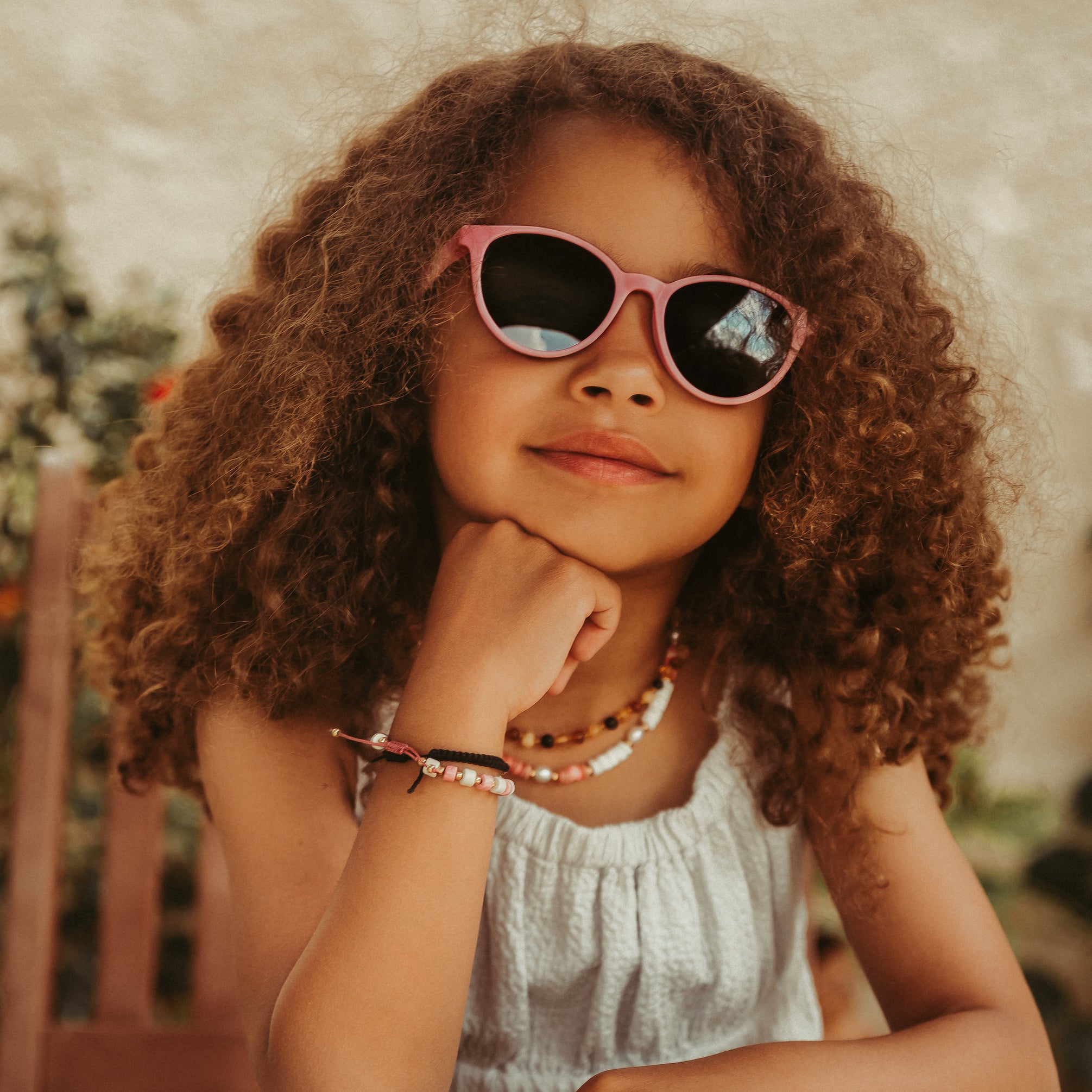 le-petit-lunetier-ana-e-lunettes-de-soleil-enfant-6-10-ans-rose image 2