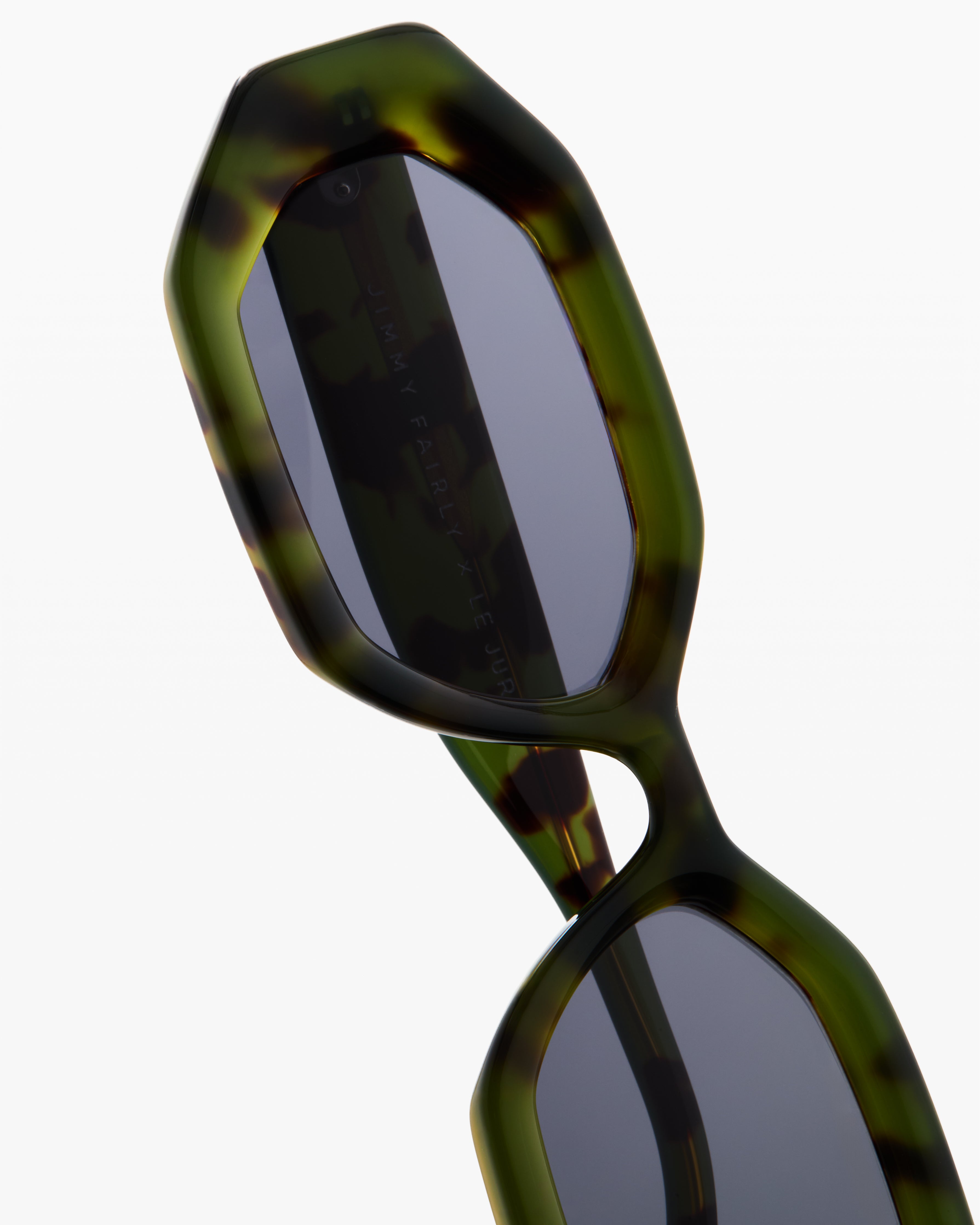 jimmy-fairly-la-bacci-lunettes-de-soleil-rectangulaires-femme-vertes-en-ac-tate- image 4