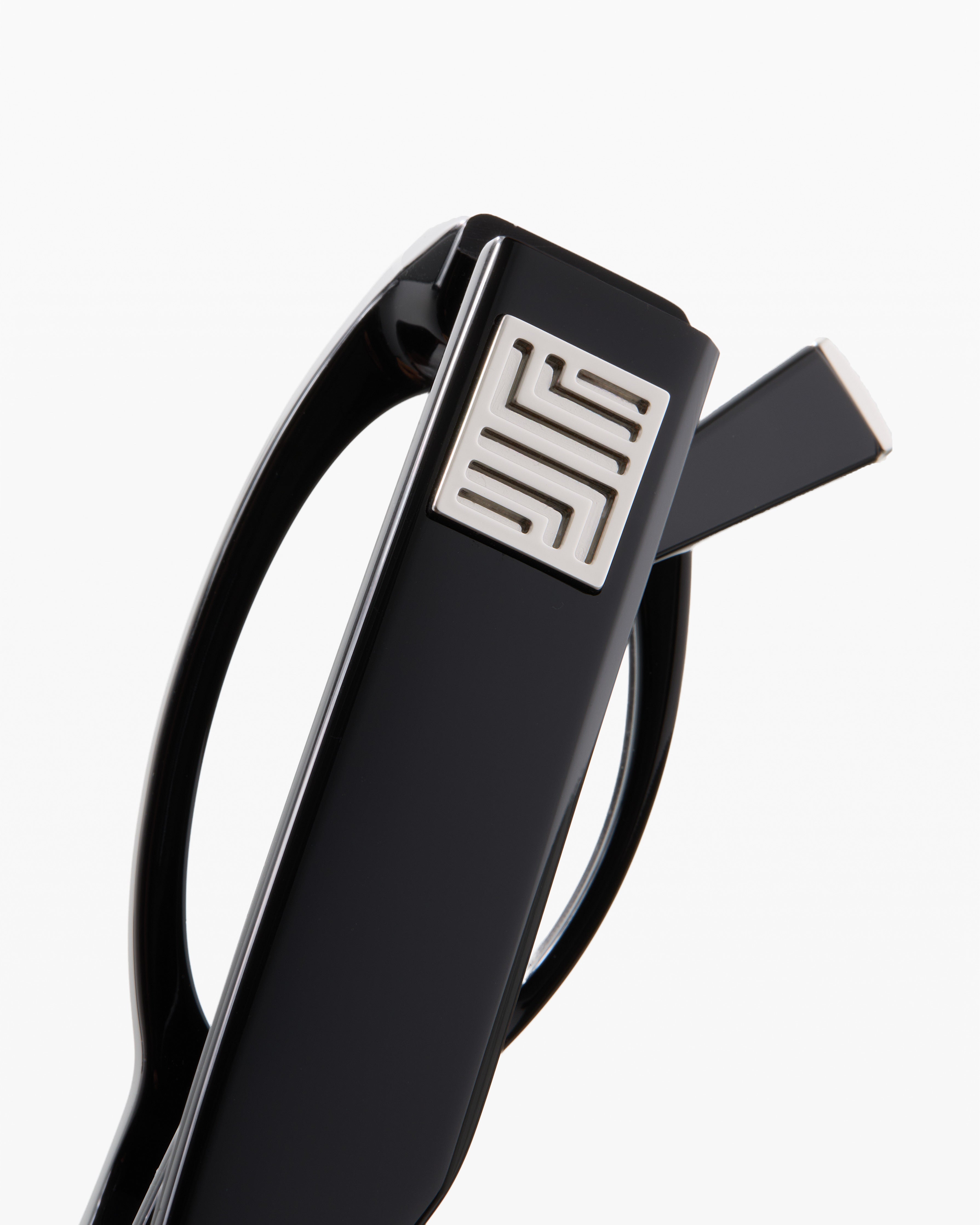 jimmy-fairly-la-tiana-lunettes-de-vue-ovales-femme-noir-ac-tate-de-cellulose-tai image 4