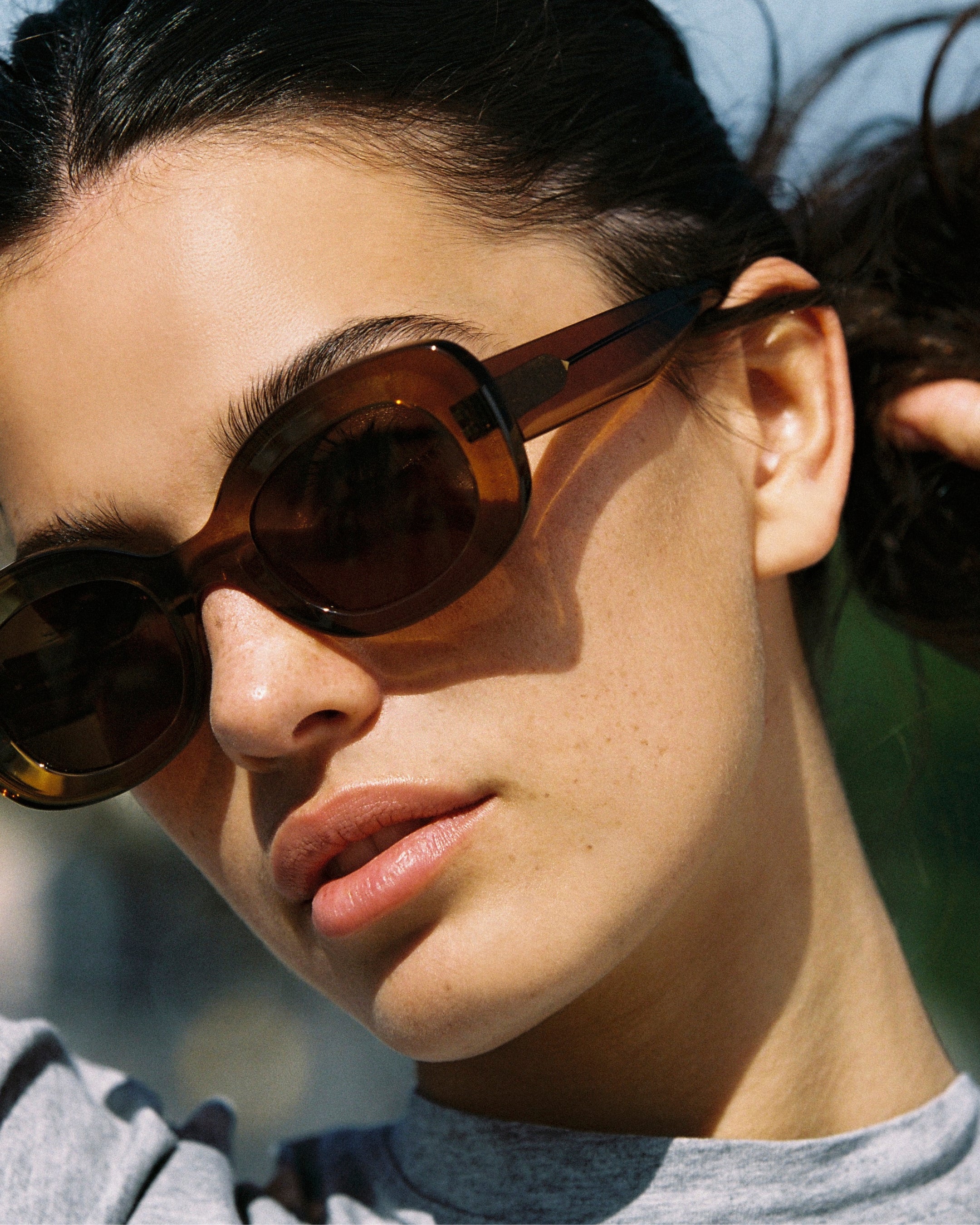 jimmy-fairly-la-cinnamon-lunettes-de-soleil-ovales-femme-en-ac-tate-verres-cat-g image 2