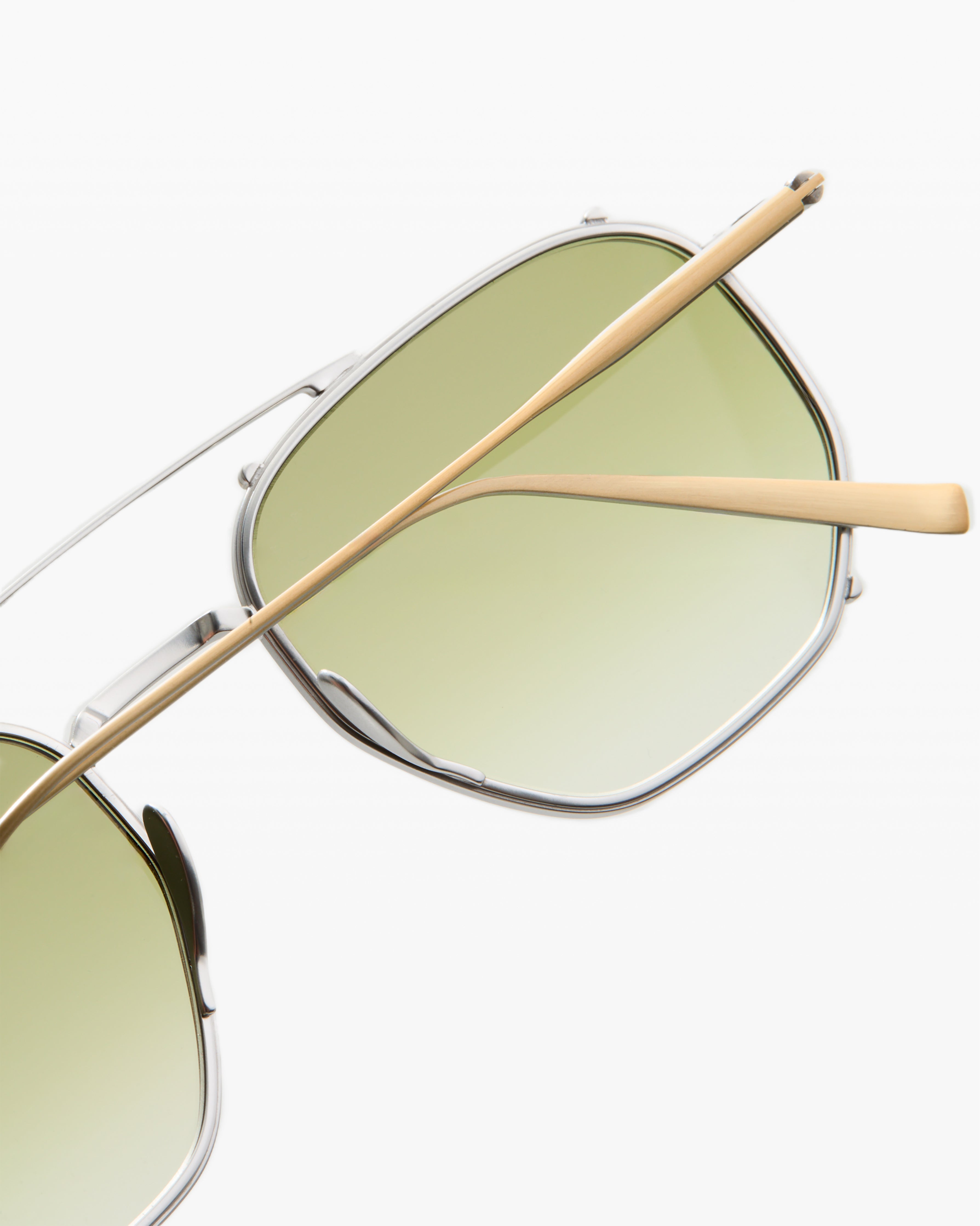 jimmy-fairly-la-porto-lunettes-de-soleil-aviateur-titane-dor-homme-taille-m image 5