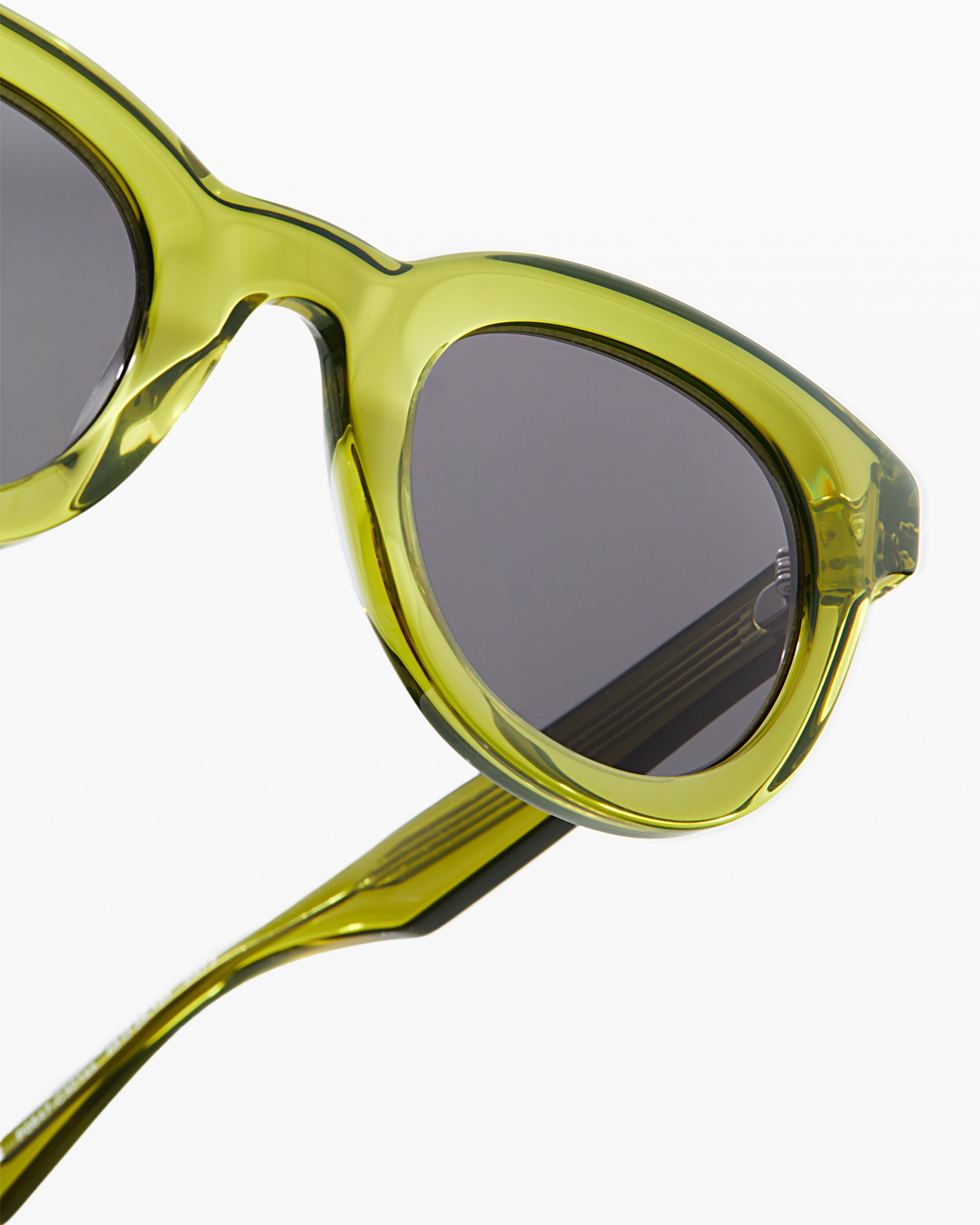 jimmy-fairly-la-palma-lunettes-de-soleil-papillon-ac-tate-vert-armature-apparent image 5