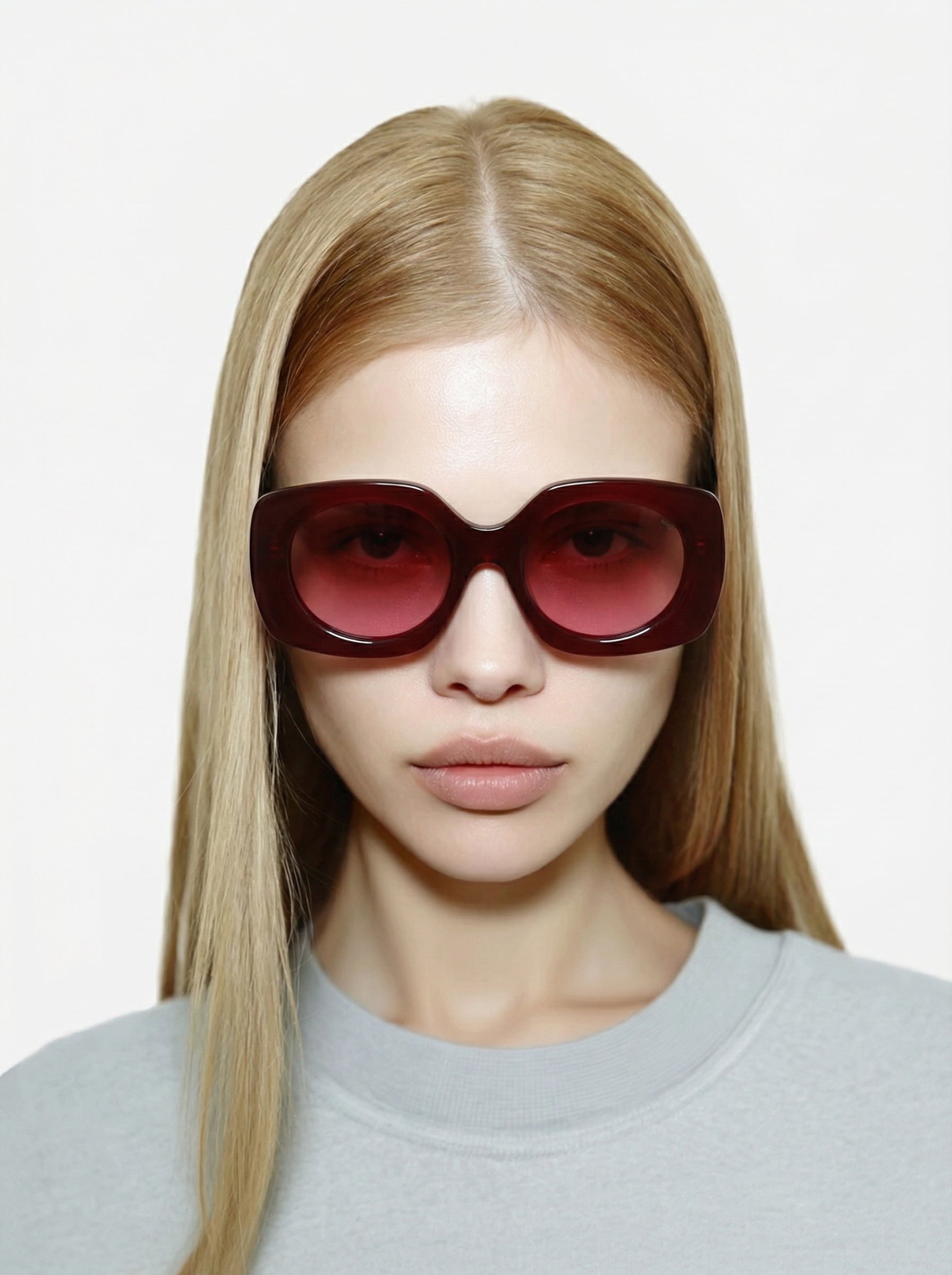 komono-mariah-raspberry-jelly-lunettes-de-soleil-rondes-monture-carr-e-matty image 4