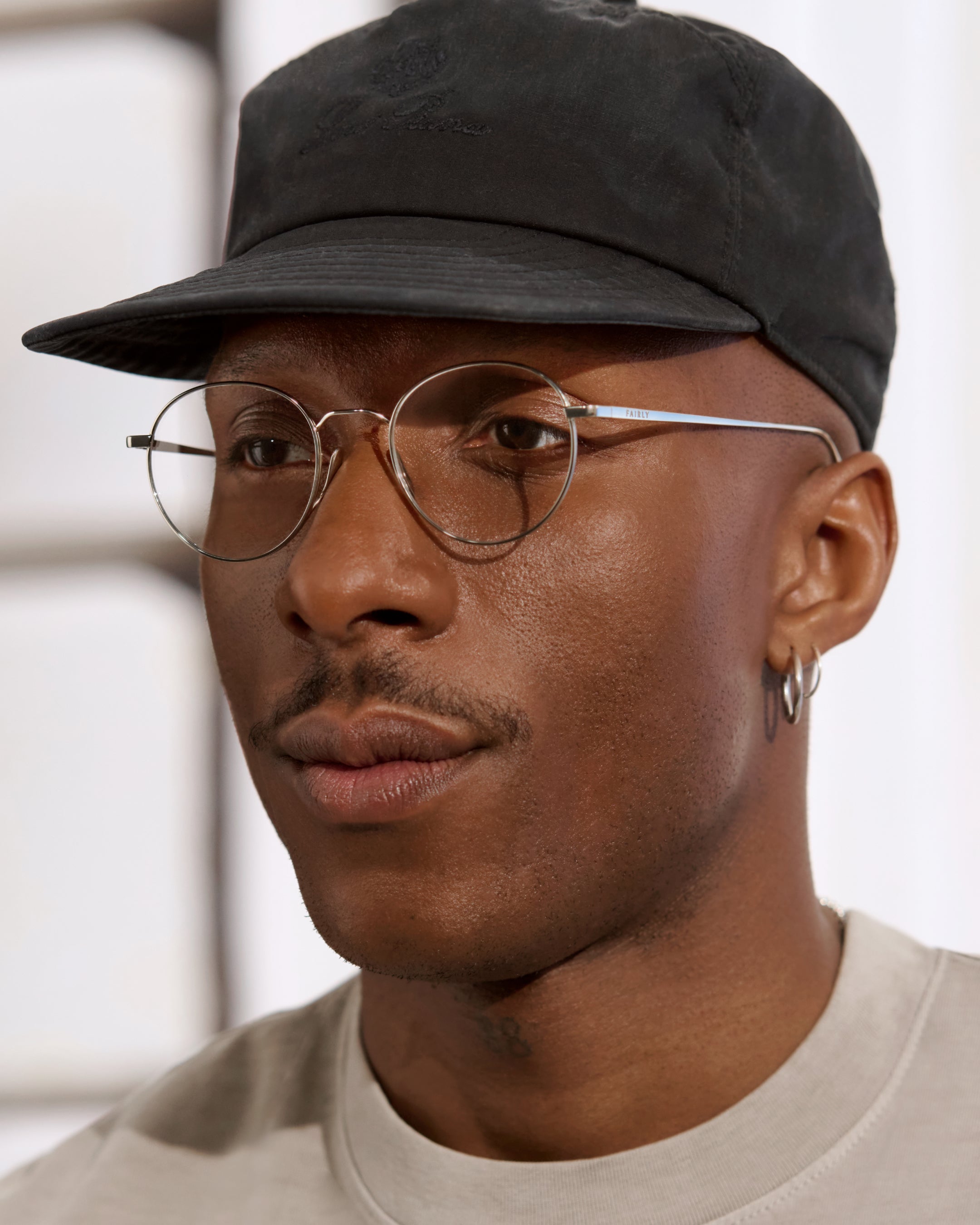 jimmy-fairly-la-benton-s-lunettes-de-vue-ovales-en-titane-verres-la-vue-personna image 4