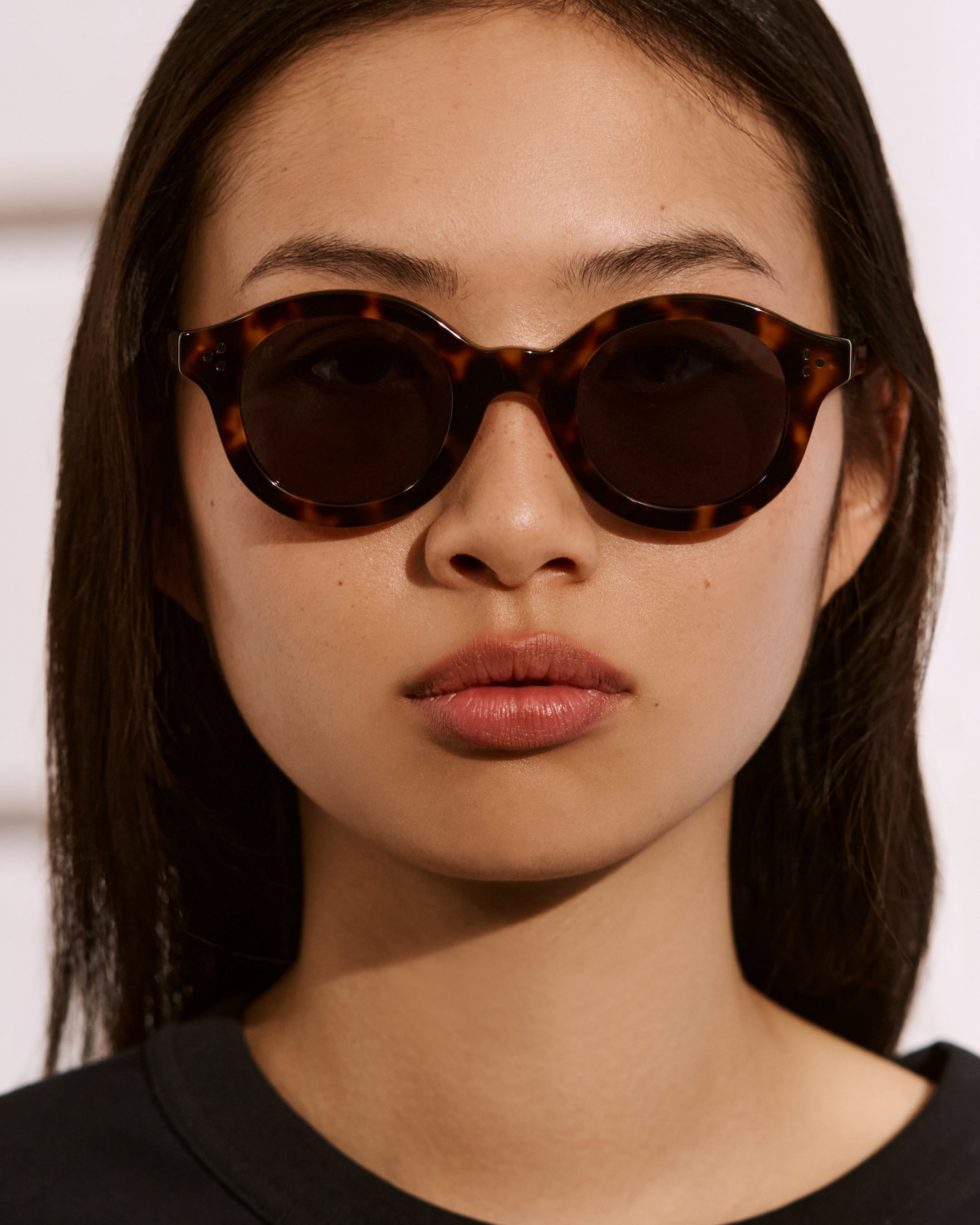 jimmy-fairly-la-gianna-lunettes-de-soleil-rondes-caille-femme-m image 2