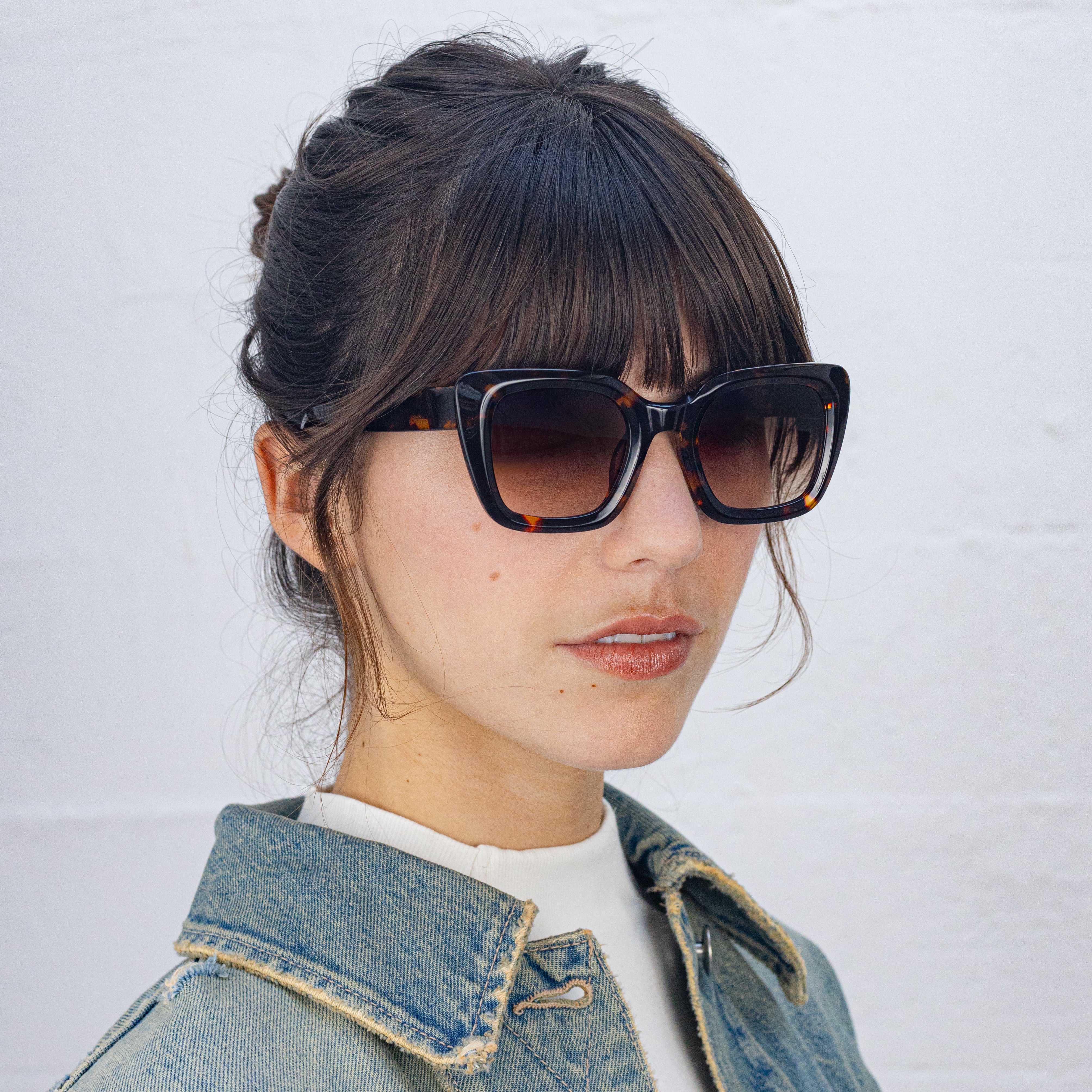 le-petit-lunetier-lilly-a-caille-lunettes-de-soleil-papillon-en-ac-tate image 7