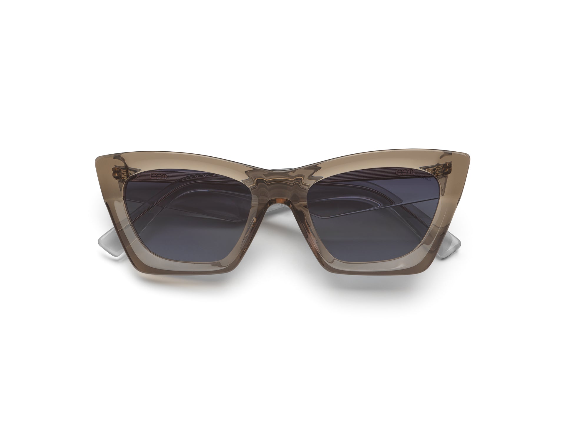 komono-m-shadow-asphalt-gris-lunettes-de-soleil-cat-eye-polaris-es-large image 1
