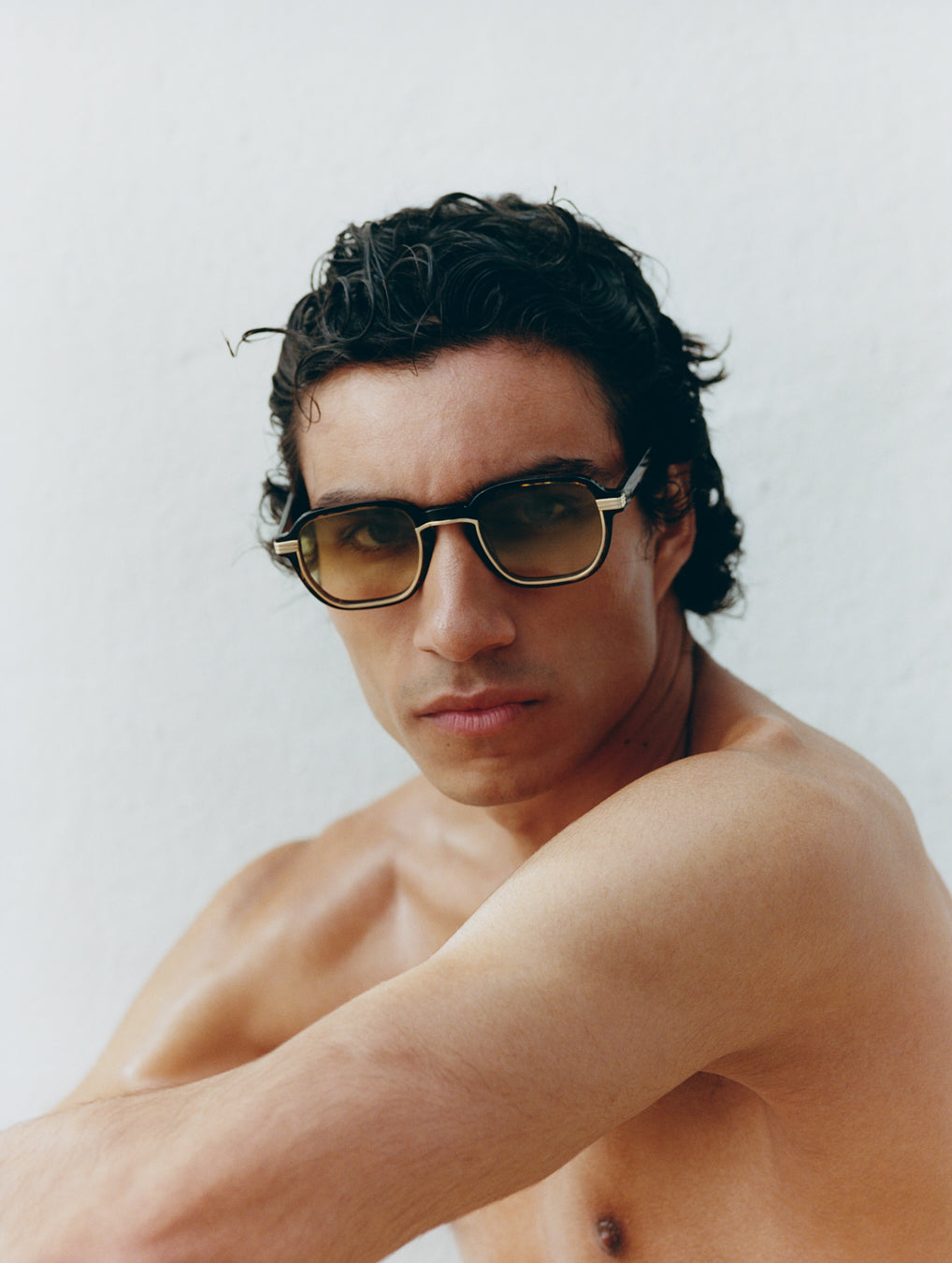 jimmy-fairly-la-wax-lunettes-de-soleil-carr-es-caille-fonc-e-en-ac-tate-verres-c image 4