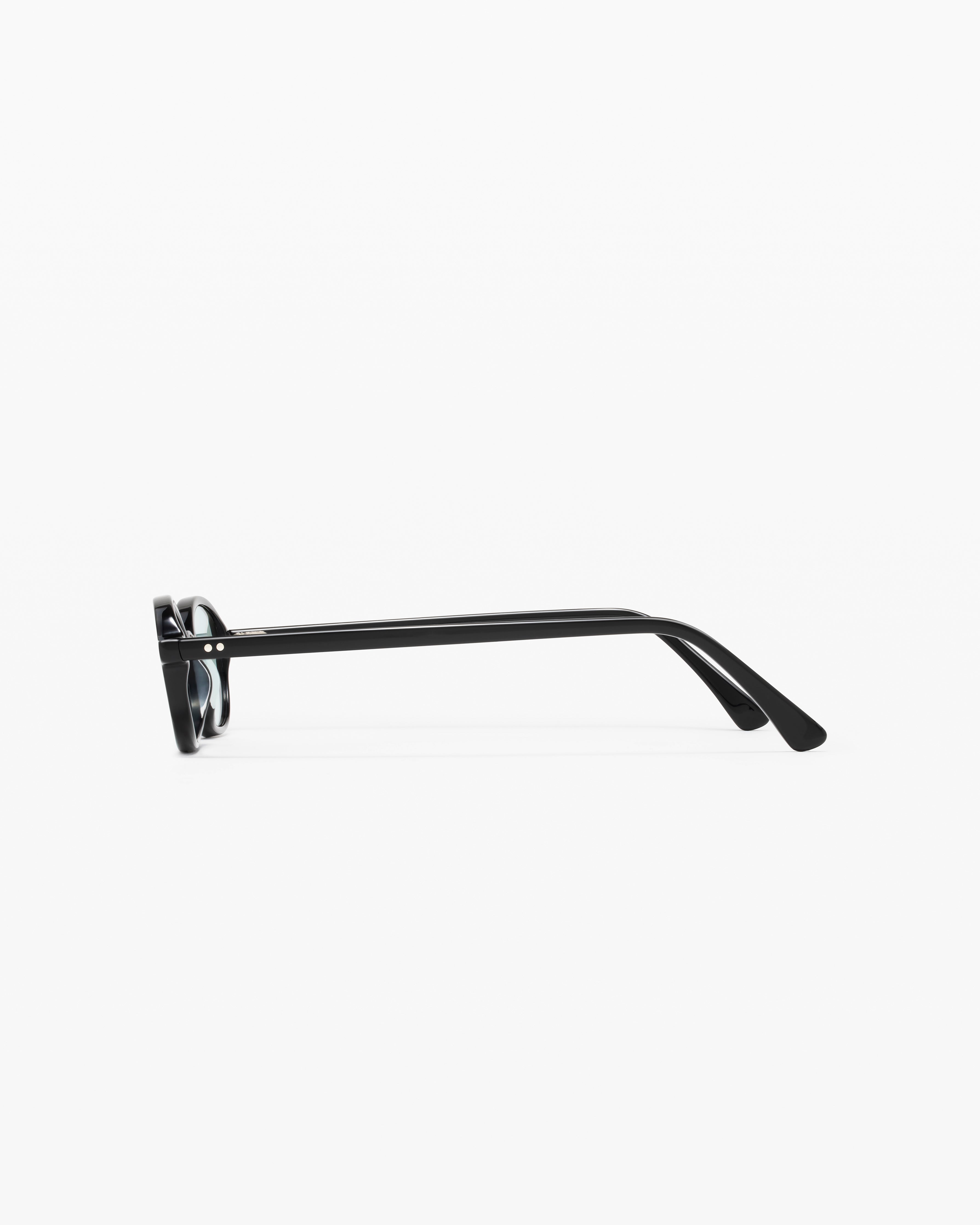 jimmy-fairly-la-flore-lunettes-de-soleil-ovales-reformation-x-jimmy-fairly-bio-a image 3