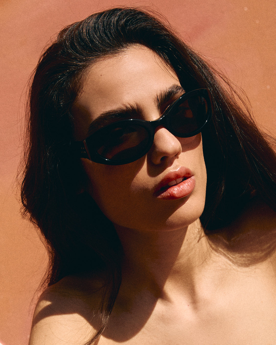 jimmy-fairly-la-clove-lunettes-de-soleil-femme-ovales-en-ac-tate-de-cellulose-no image 2