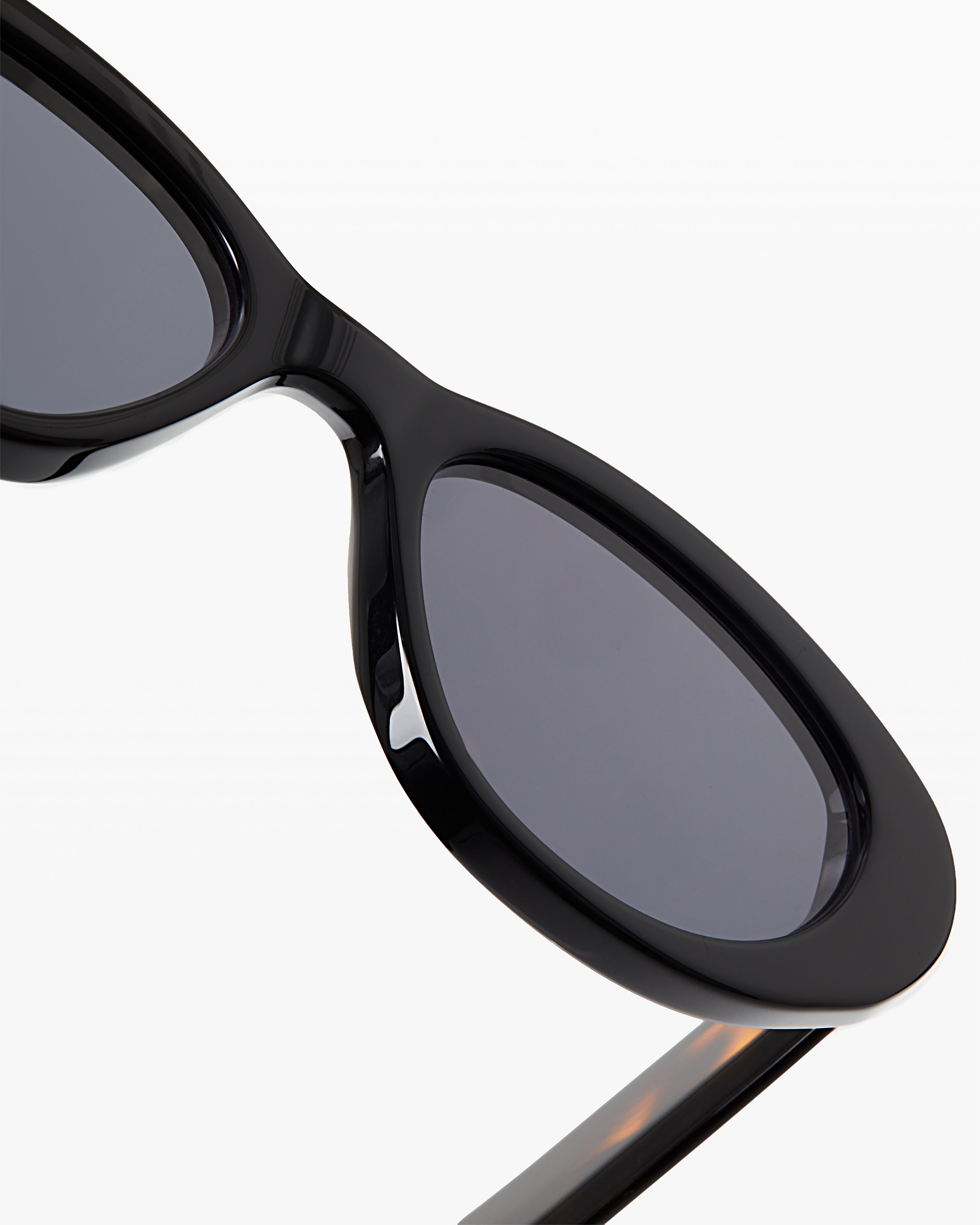 jimmy-fairly-la-giulia-lunettes-de-soleil-papillon-noires-femme image 2