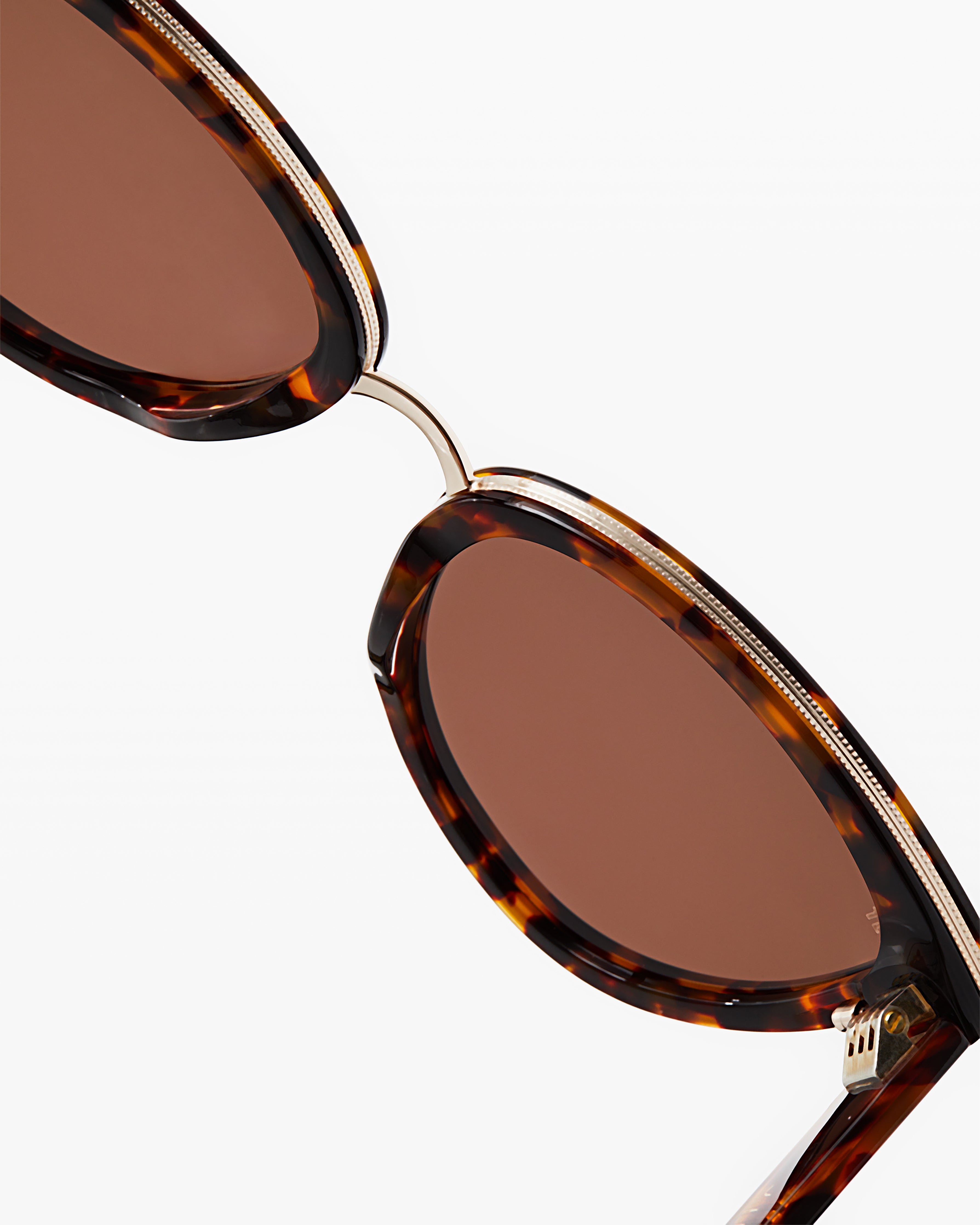 jimmy-fairly-la-bellagio-lunettes-de-soleil-papillon-oversize-dark-tortoise-femm image 4