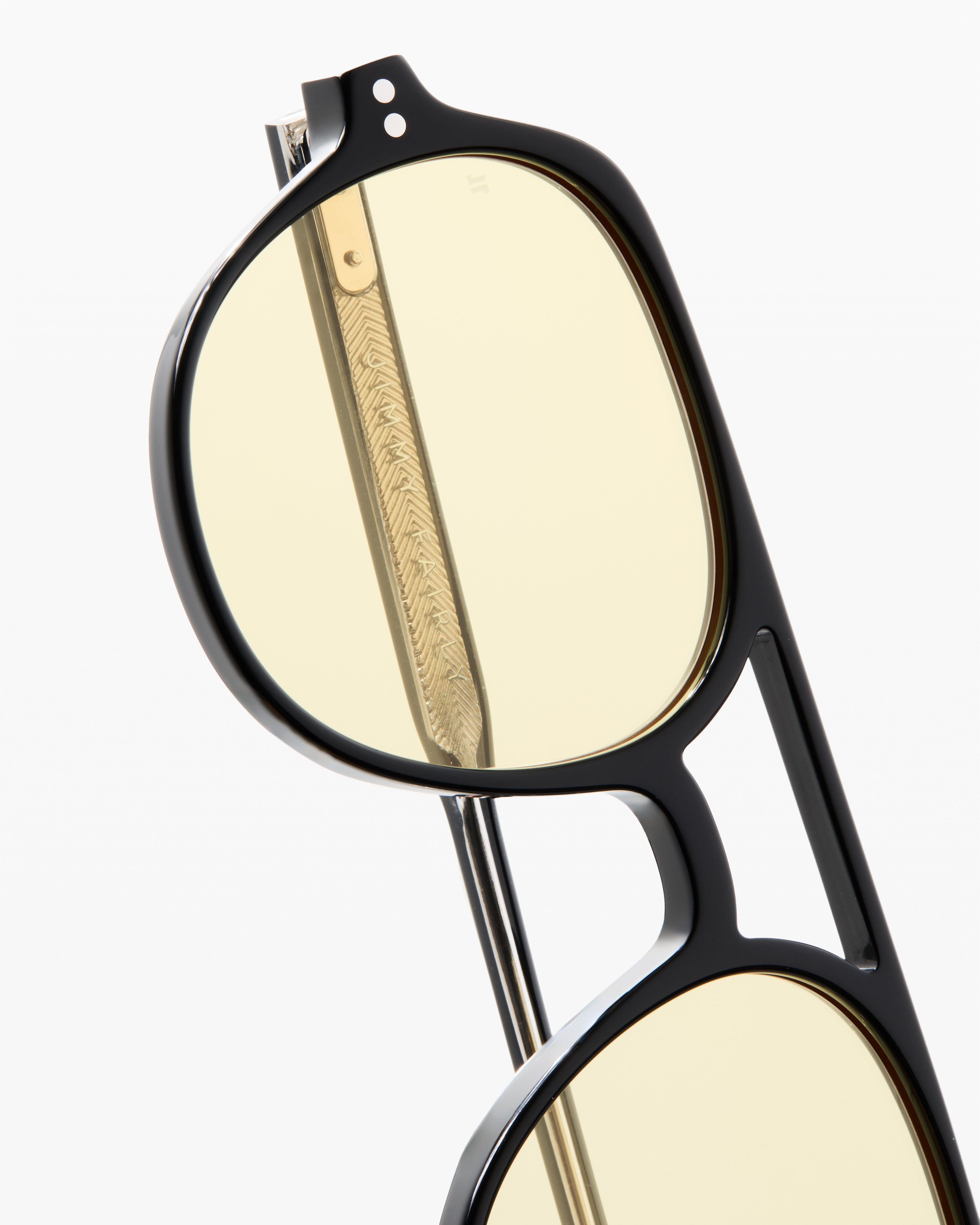 jimmy-fairly-la-lars-lunettes-de-soleil-aviateur-noires-en-ac-tate-verres-teint- image 4