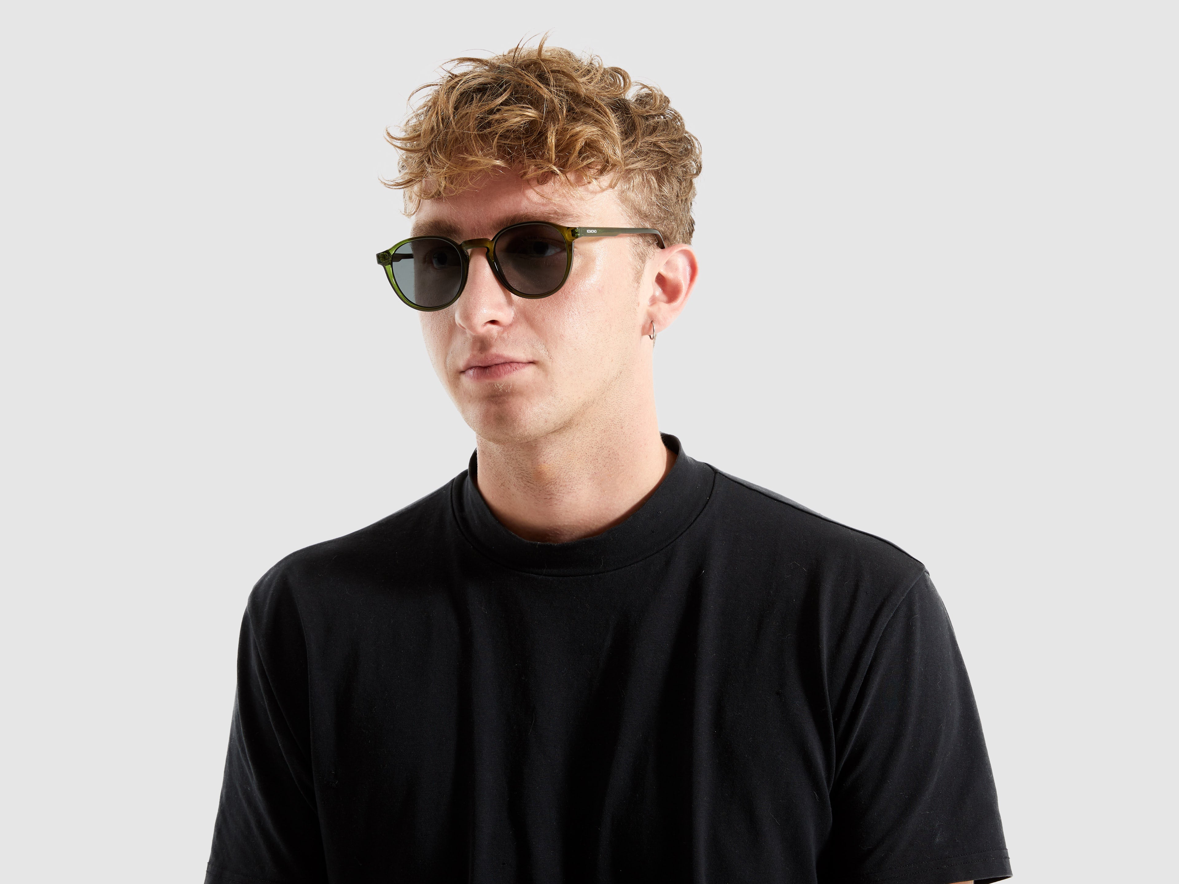 komono-liam-fern-lunettes-de-soleil-rondes image 3
