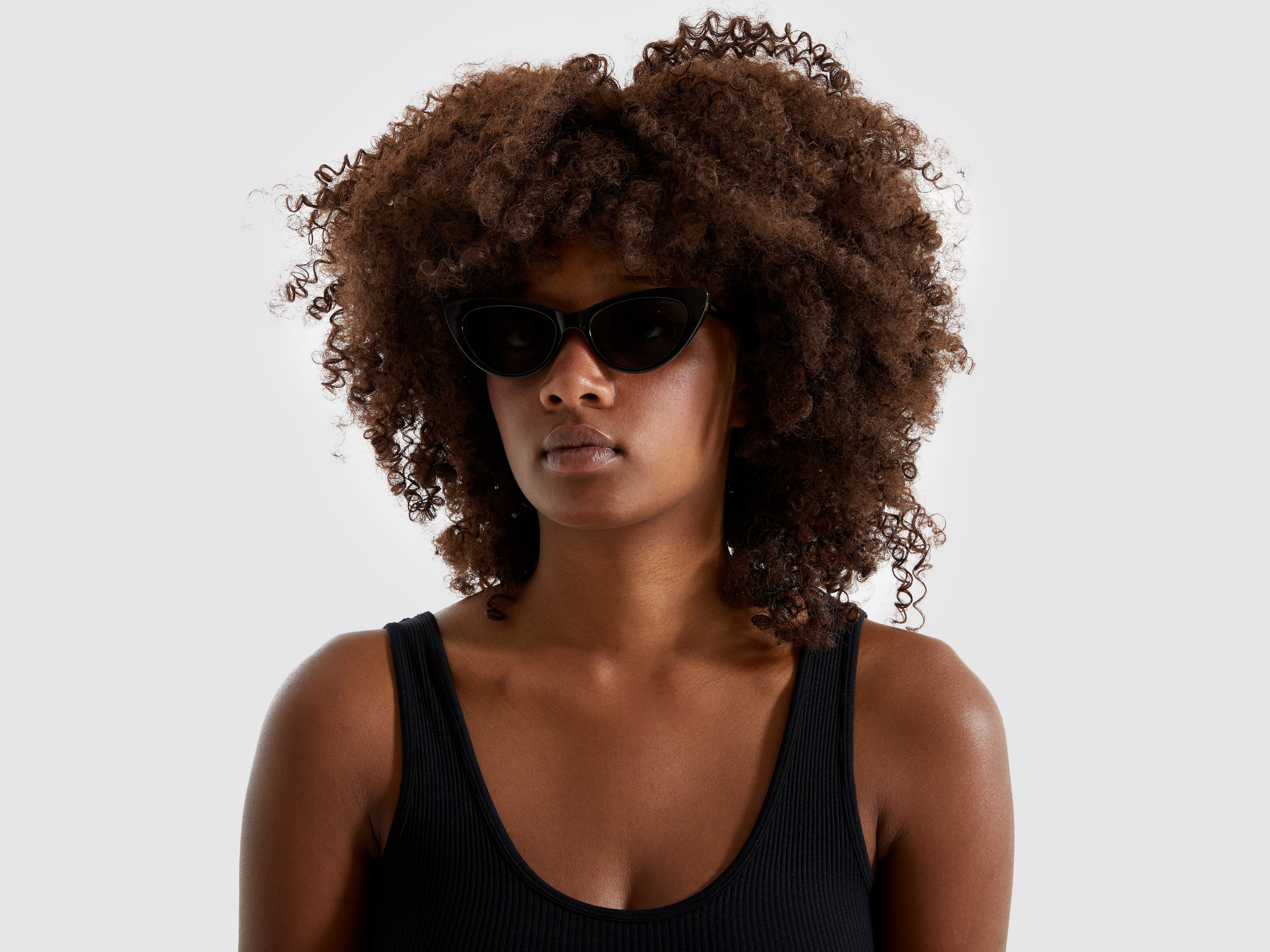 komono-rosie-black-tortoise-lunettes-de-soleil-il-de-chat-en-bioplastique image 3
