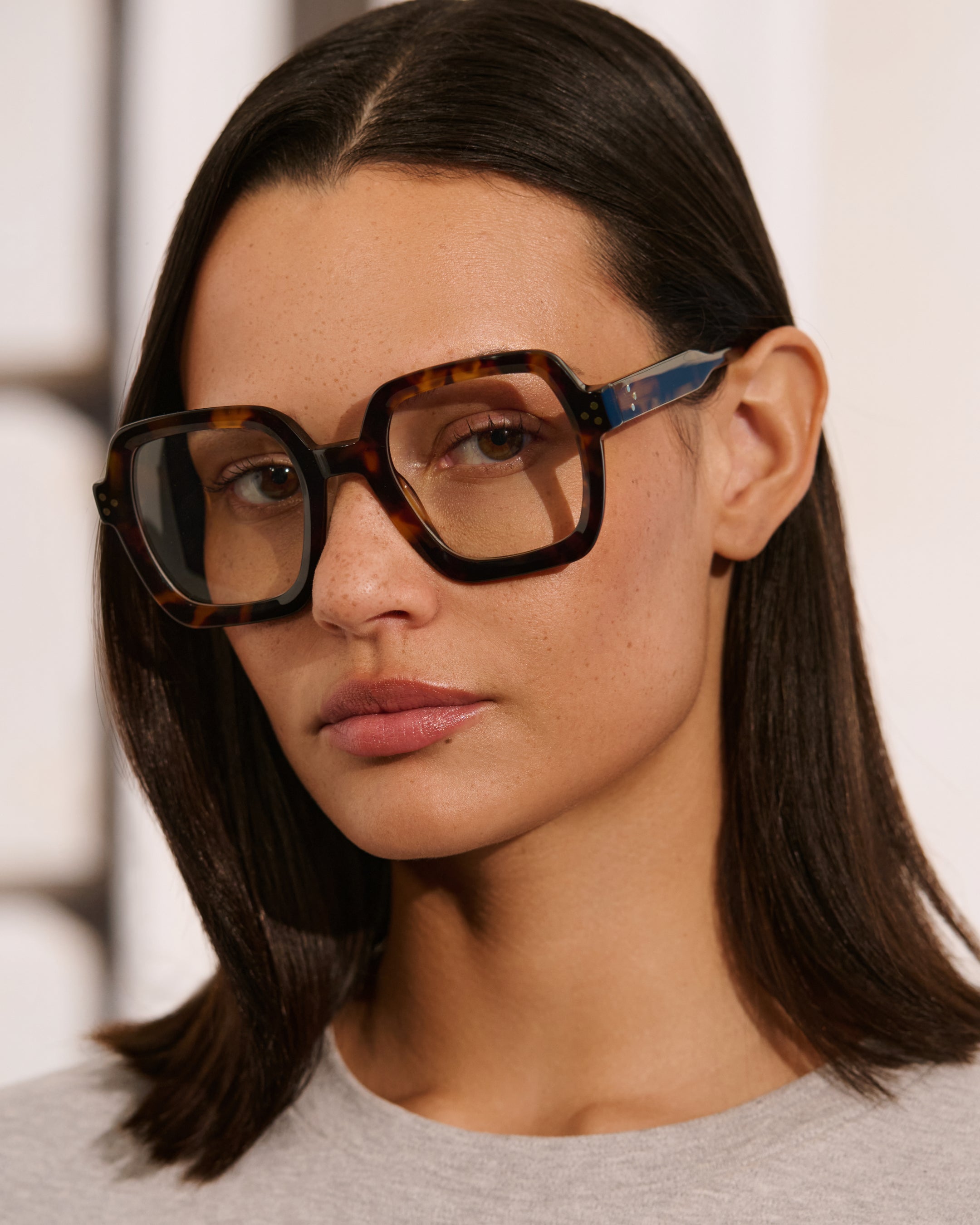jimmy-fairly-la-loulou-s-lunettes-de-vue-carr-es-caille-oversize-femme image 7