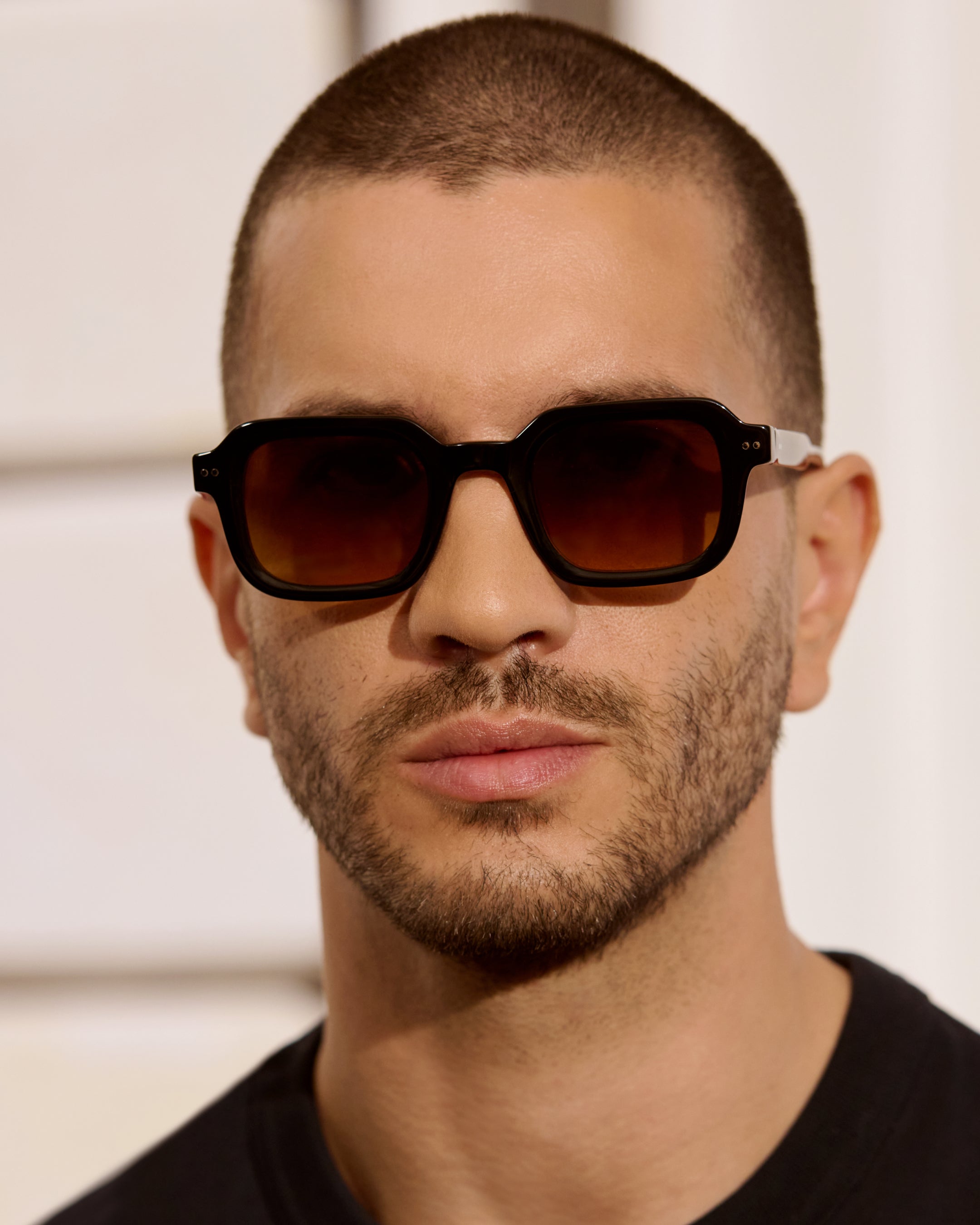 jimmy-fairly-la-etty-lunettes-de-soleil-carr-es-noires-ac-tate image 7