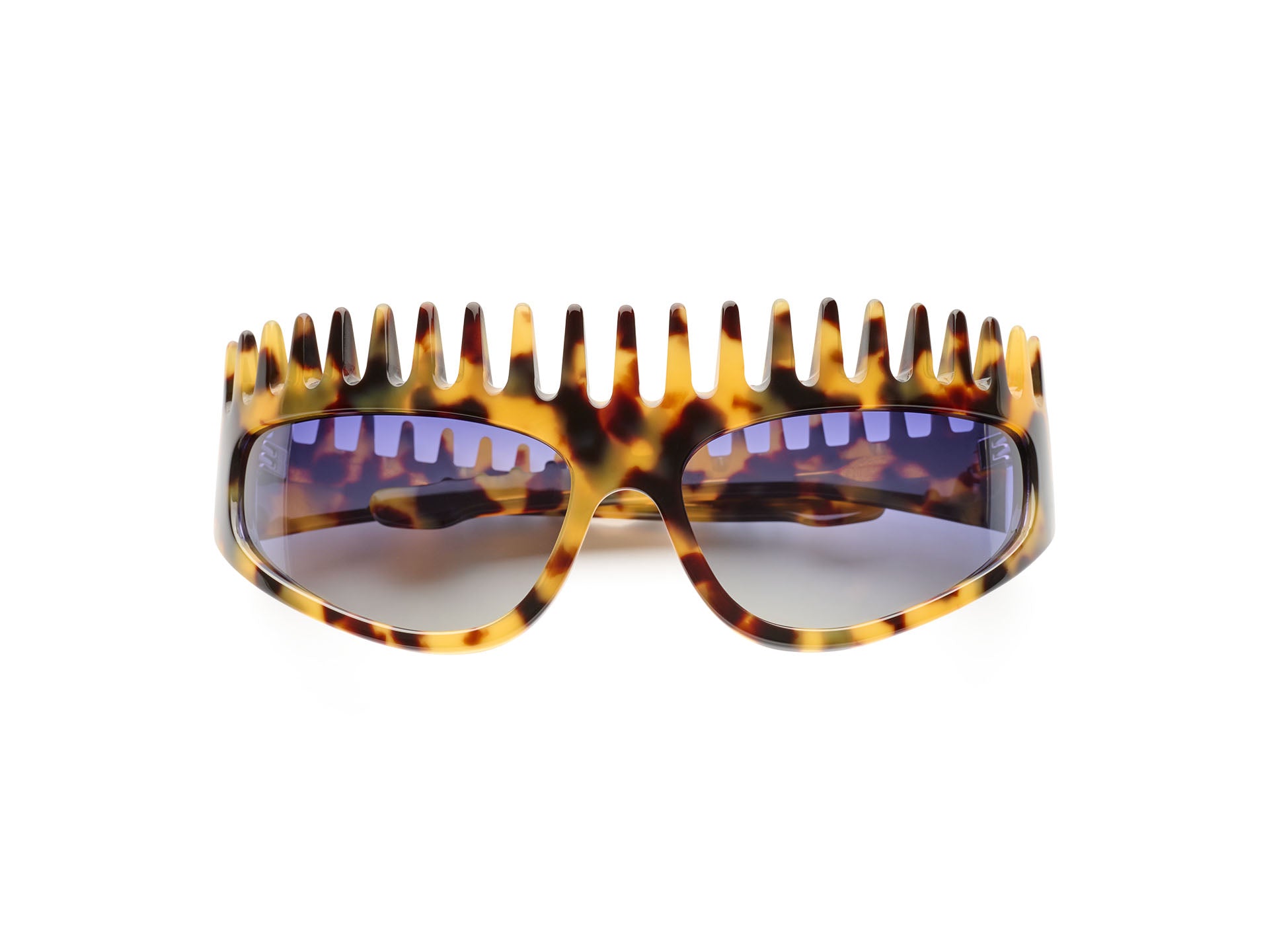 komono-x-uliana-cavee-lunettes-de-soleil-colorway-translucide-violet-371a94-et-j image 3