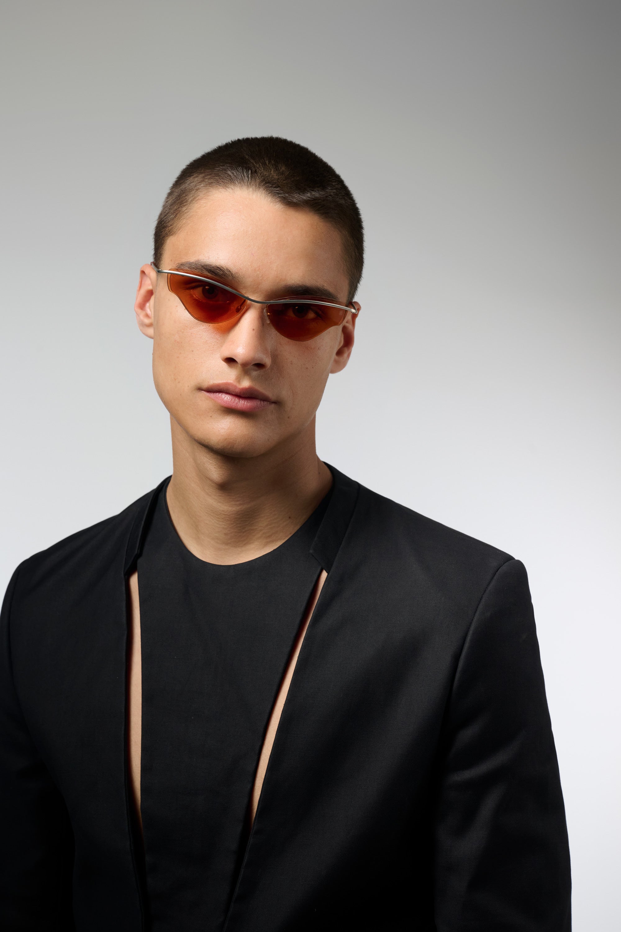 komono-brook-amber-tide-lunettes-de-soleil-acier-inoxydable image 6