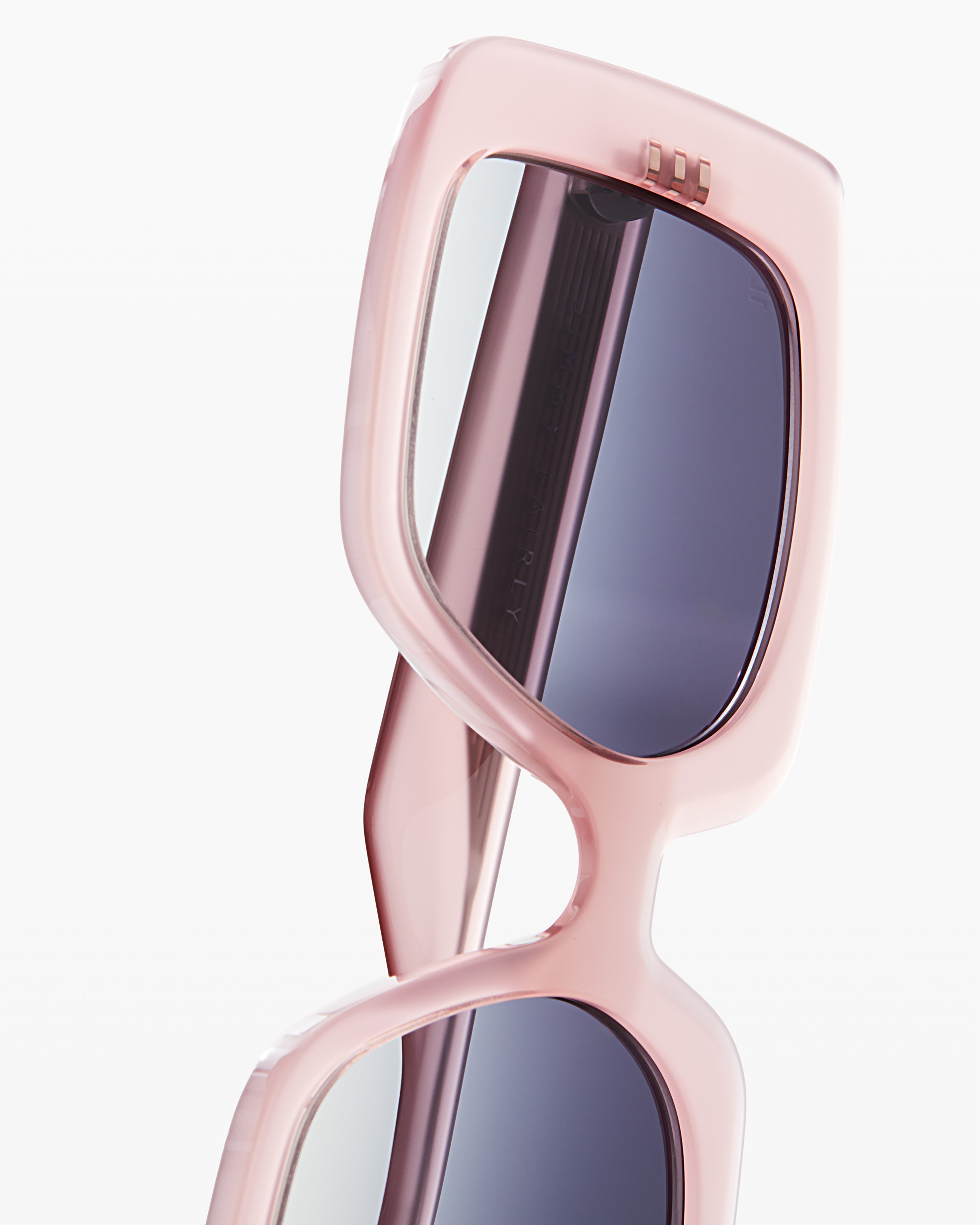 jimmy-fairly-la-sorrento-lunettes-de-soleil-carr-es-oversize-roses image 5