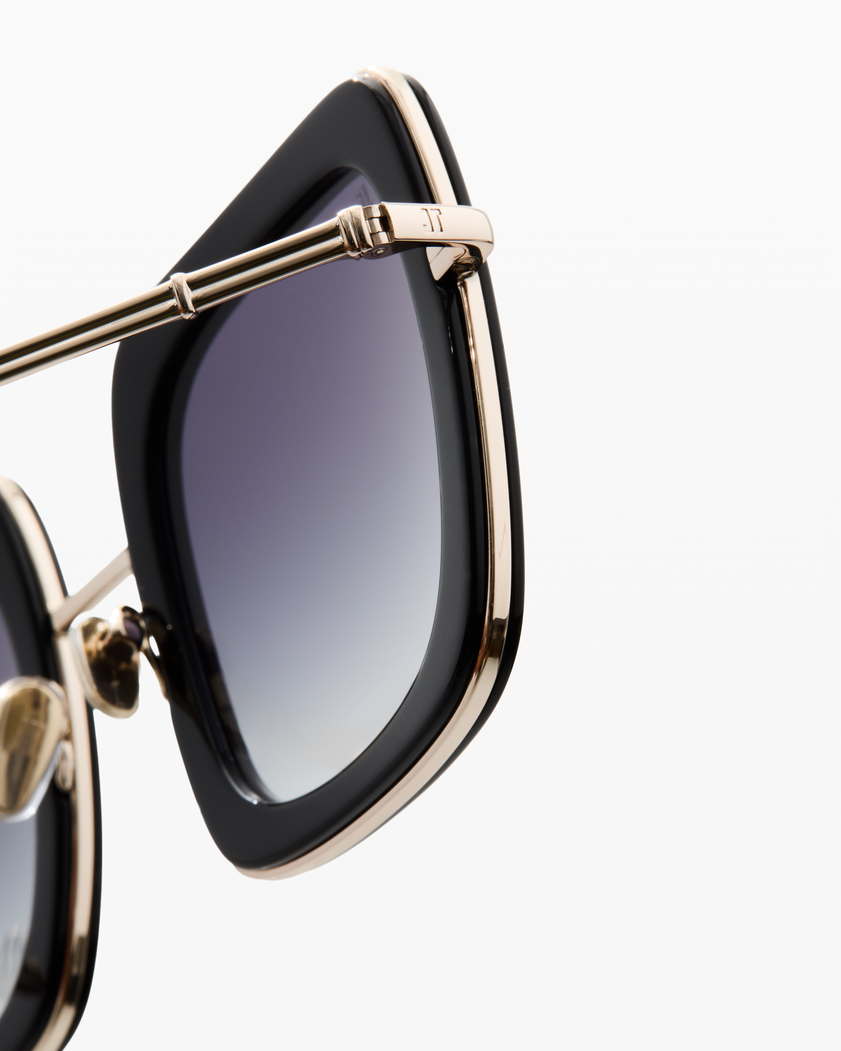 jimmy-fairly-la-bruna-lunettes-de-soleil-carr-es-oversize-noires-femme image 4